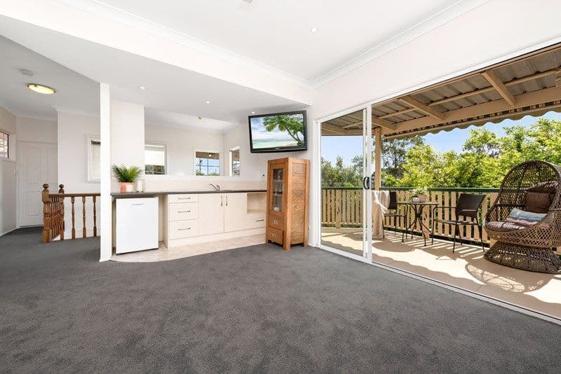 12 Stoneleigh Street, COORPAROO QLD 4151, Coorparoo - Thumbnail 7