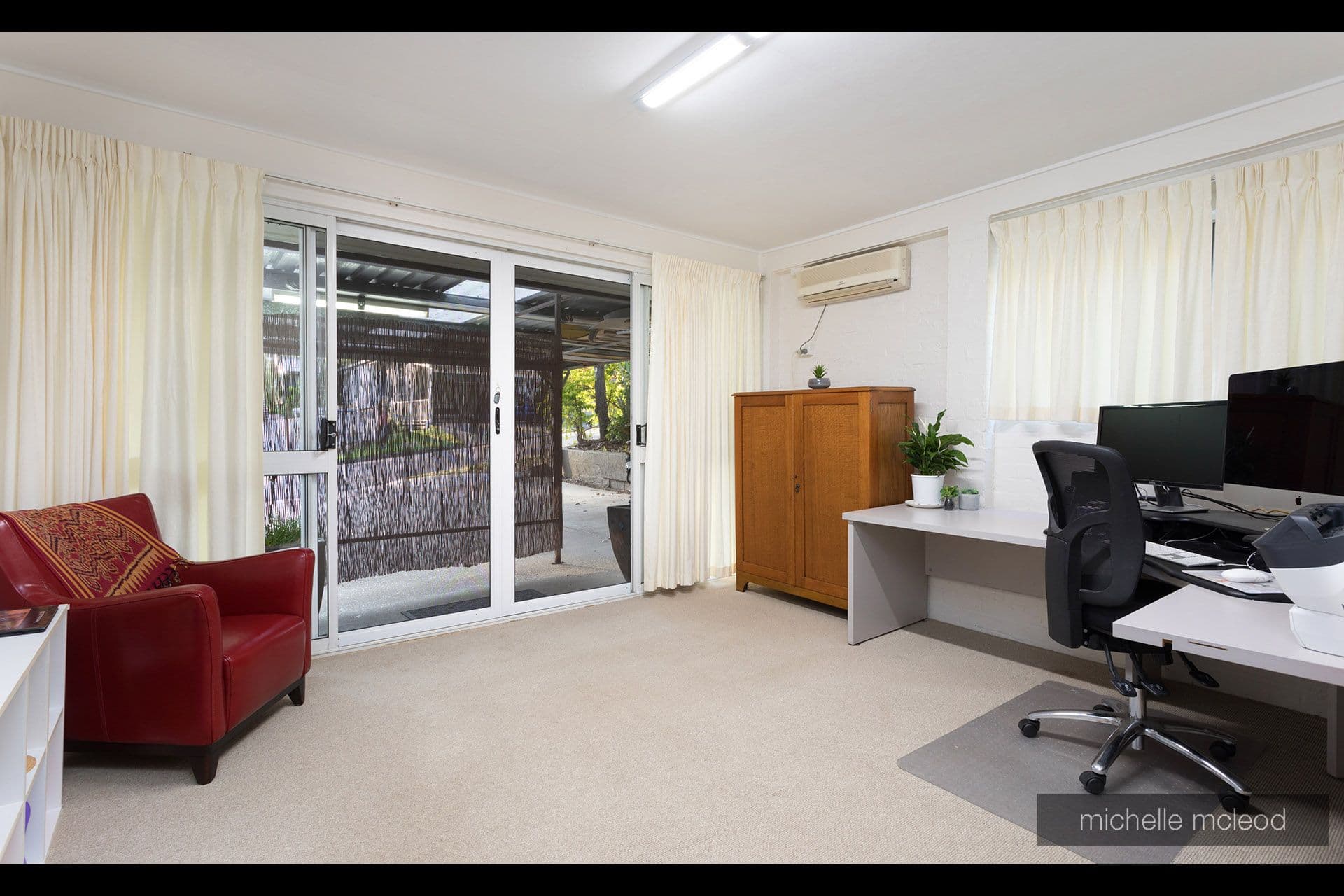10 Fiona Street, Chapel Hill QLD 4069, Chapel Hill - Thumbnail 7