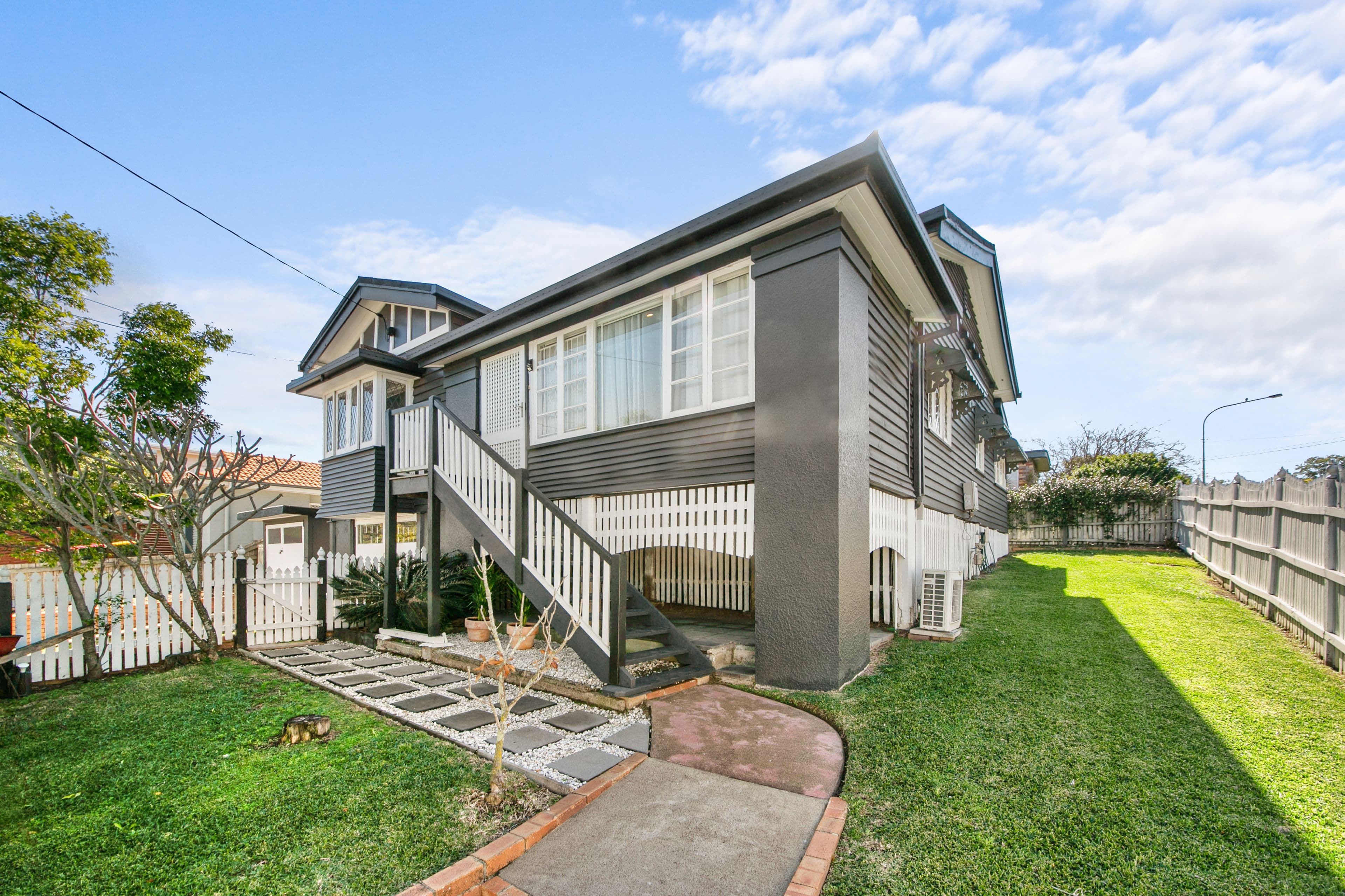 3 Victoria Street, Ashgrove QLD 4060, Ashgrove - Thumbnail 2