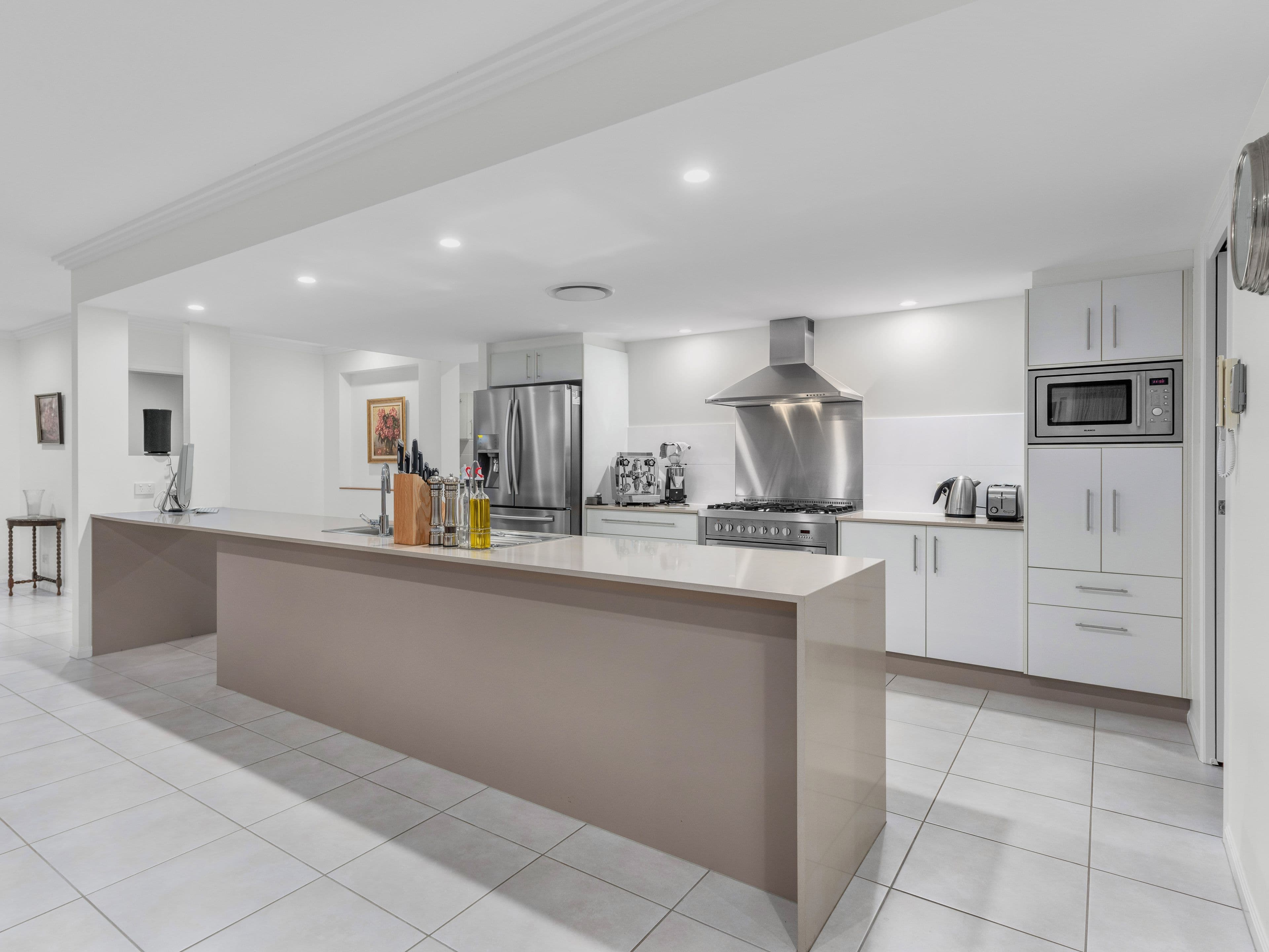 8 Cassia Street, Bridgeman Downs QLD 4035, Bridgeman Downs - Thumbnail 6