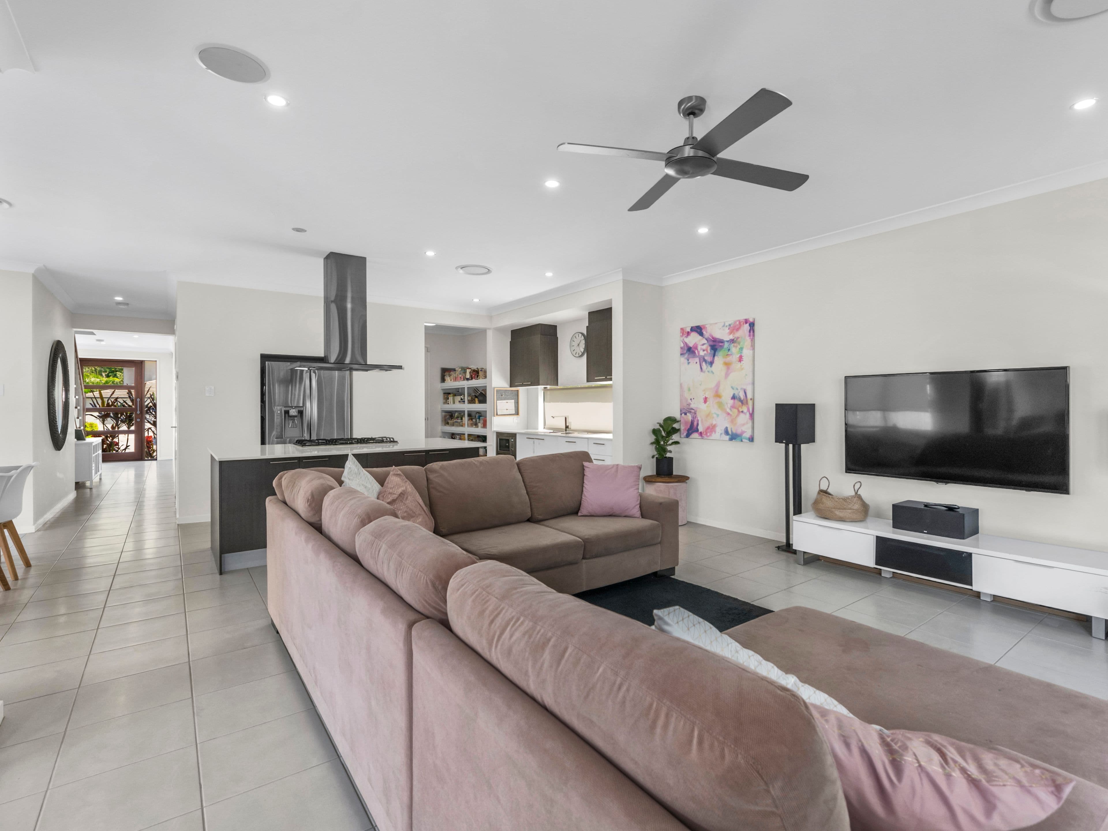 10 Booyong Place, Bridgeman Downs QLD 4035, Bridgeman Downs - Thumbnail 4