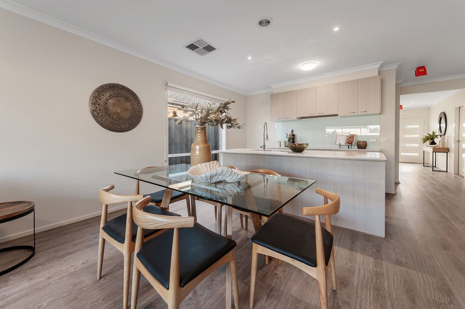 18 Tarrion Rise, Craigieburn VIC 3064, Craigieburn - Thumbnail 5