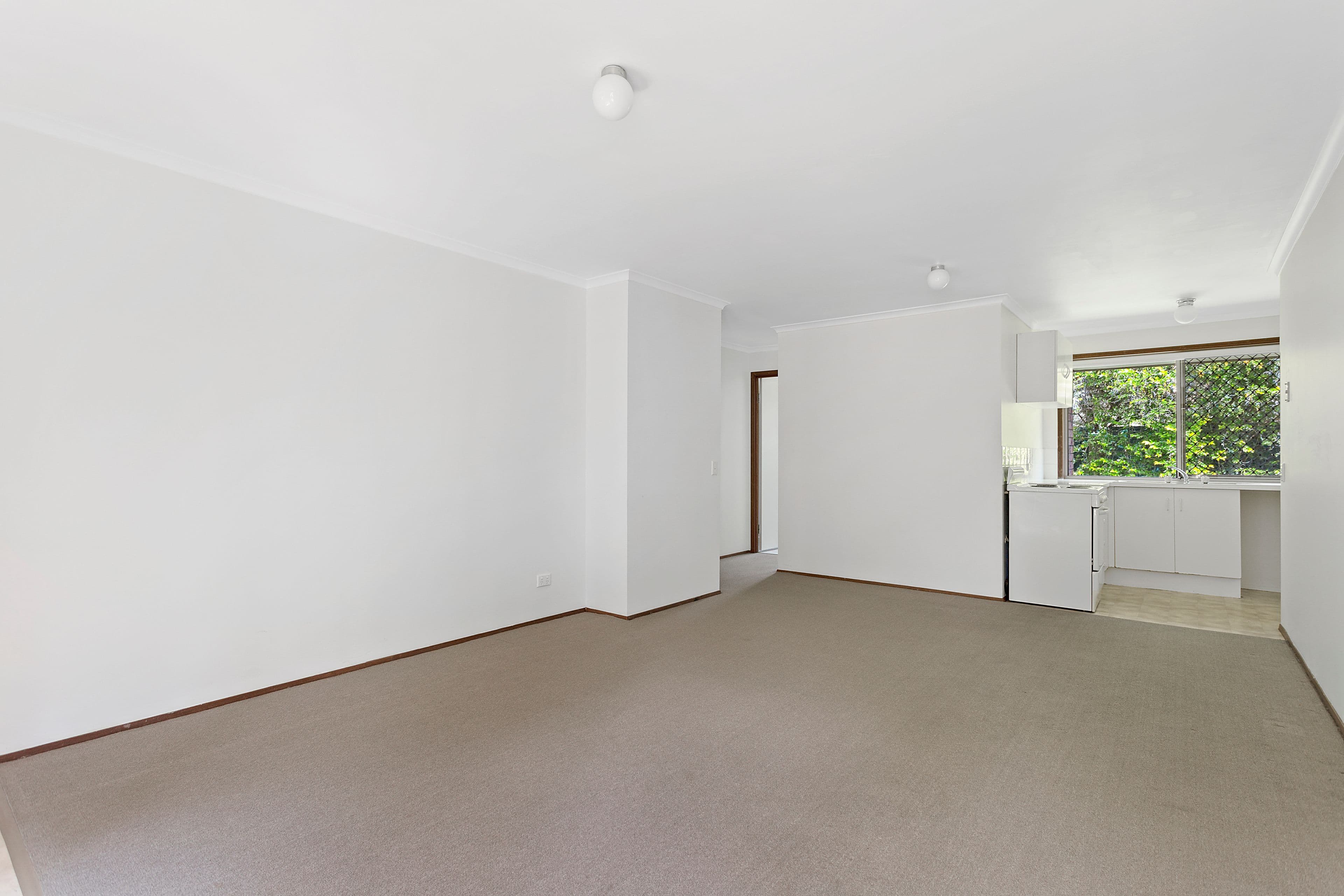 45 Galloway Drive, Ashmore QLD 4214, Ashmore - Thumbnail 3