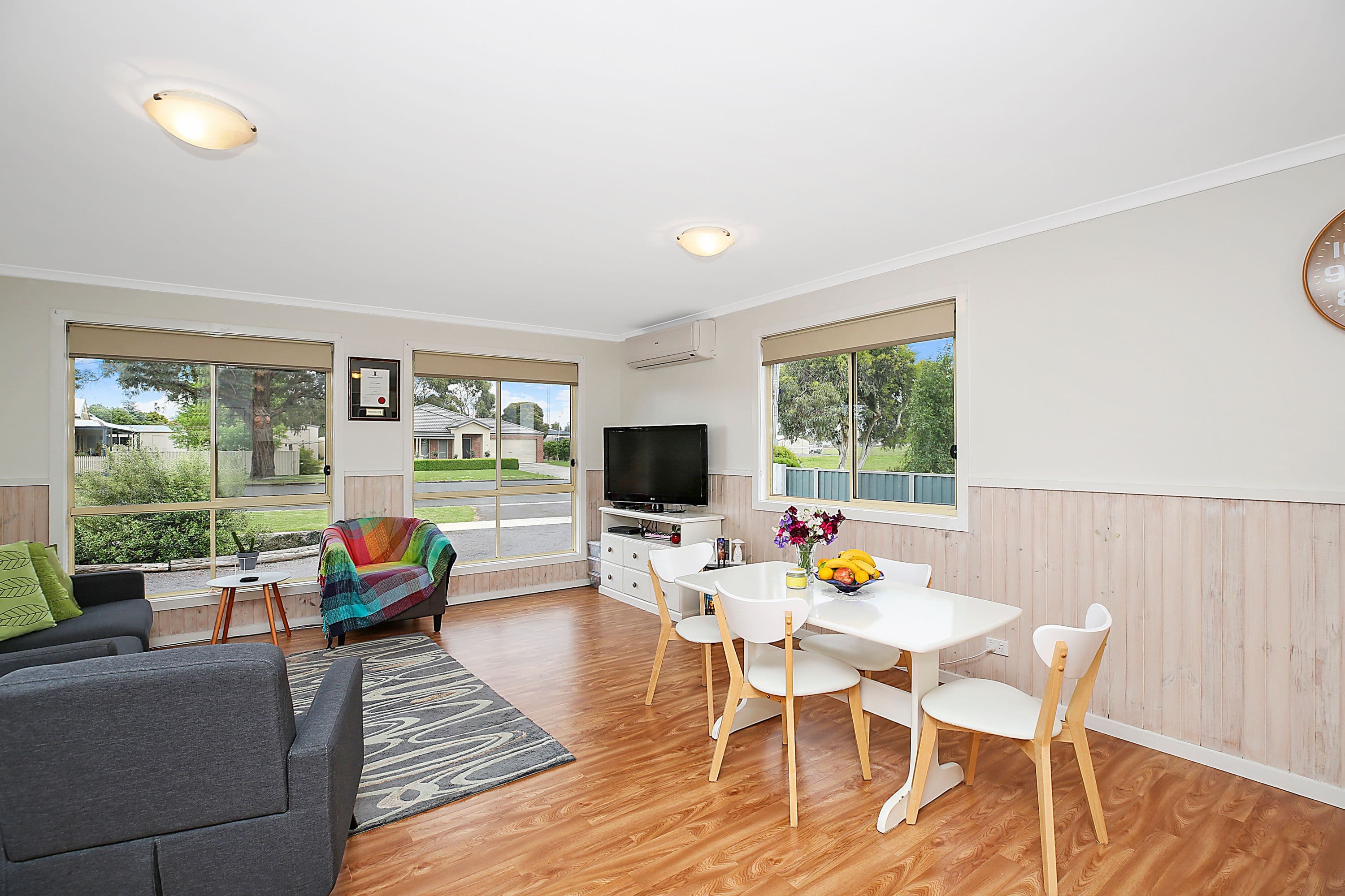12 Adams Street, Cobden VIC 3266, Cobden - Thumbnail 4