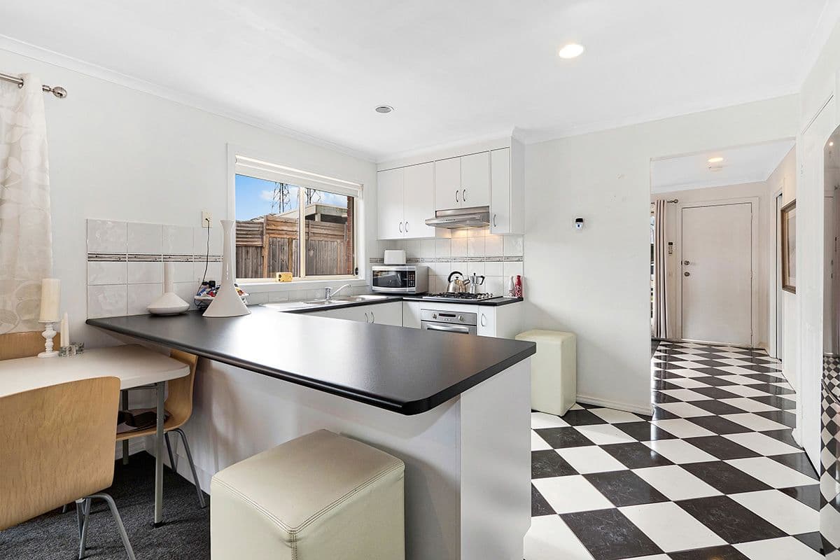 3 Calais Circuit, Cranbourne West VIC 3977, Cranbourne West - Thumbnail 6