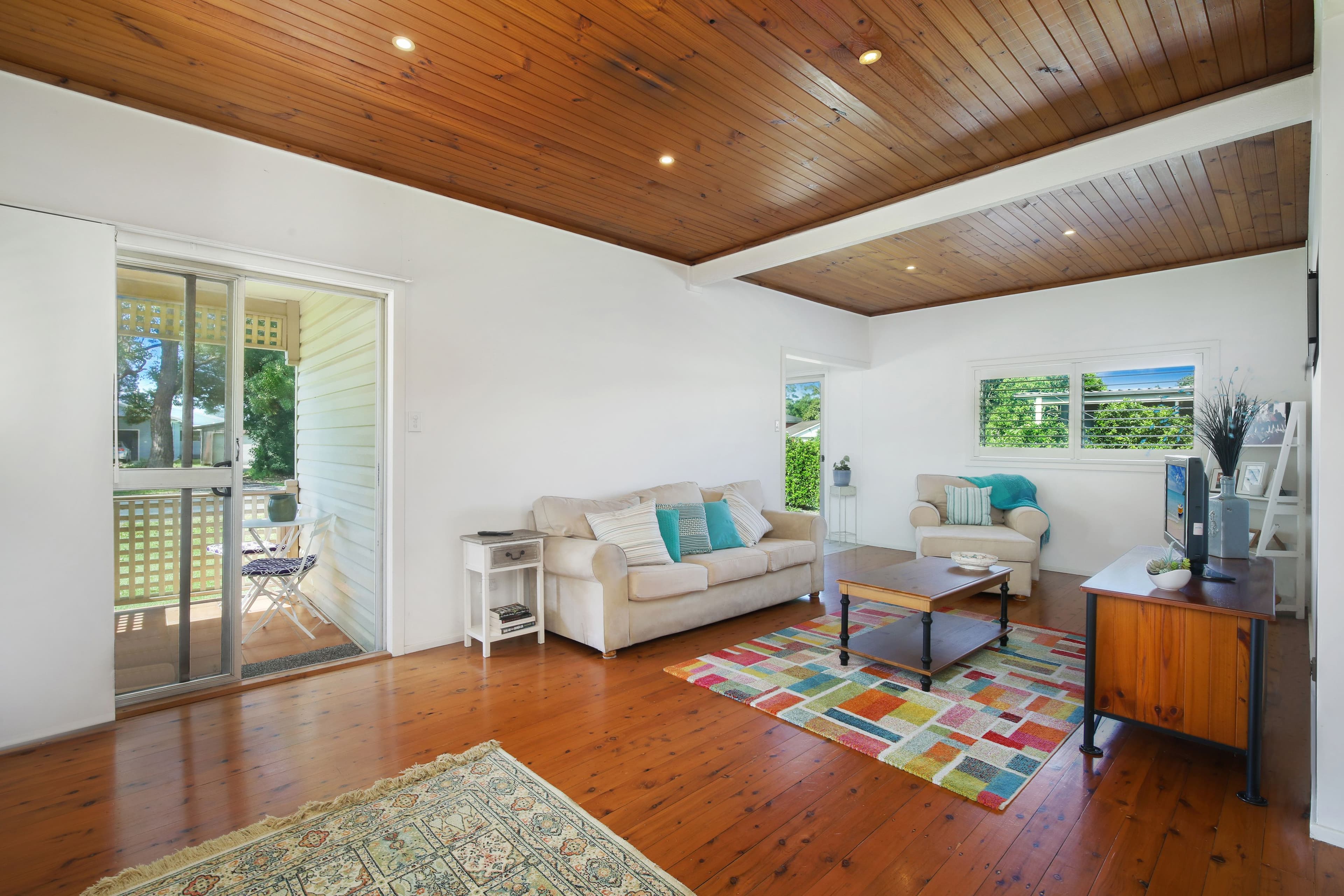 47 Kincumber Crescent, Davistown NSW 2251, Davistown - Thumbnail 2
