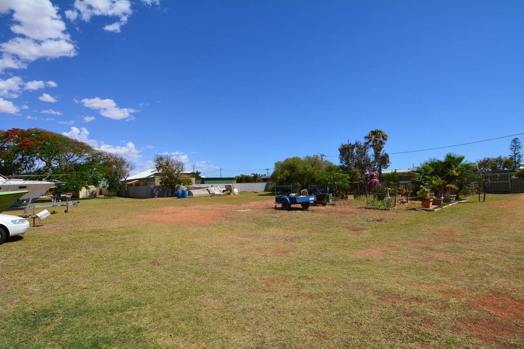 44 Cleaver Street, Carnarvon WA 6701, South Carnarvon - Thumbnail 2