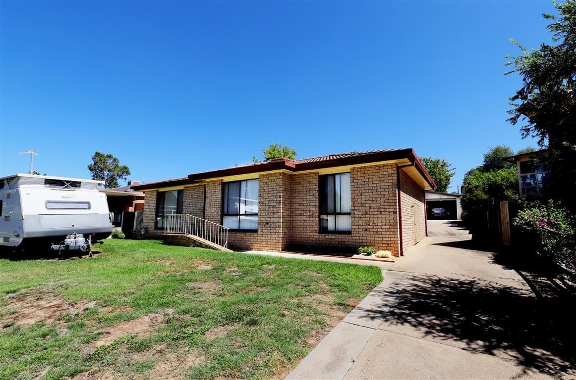9 Gadara Place, Tumut NSW 2720, Tumut - Image 1