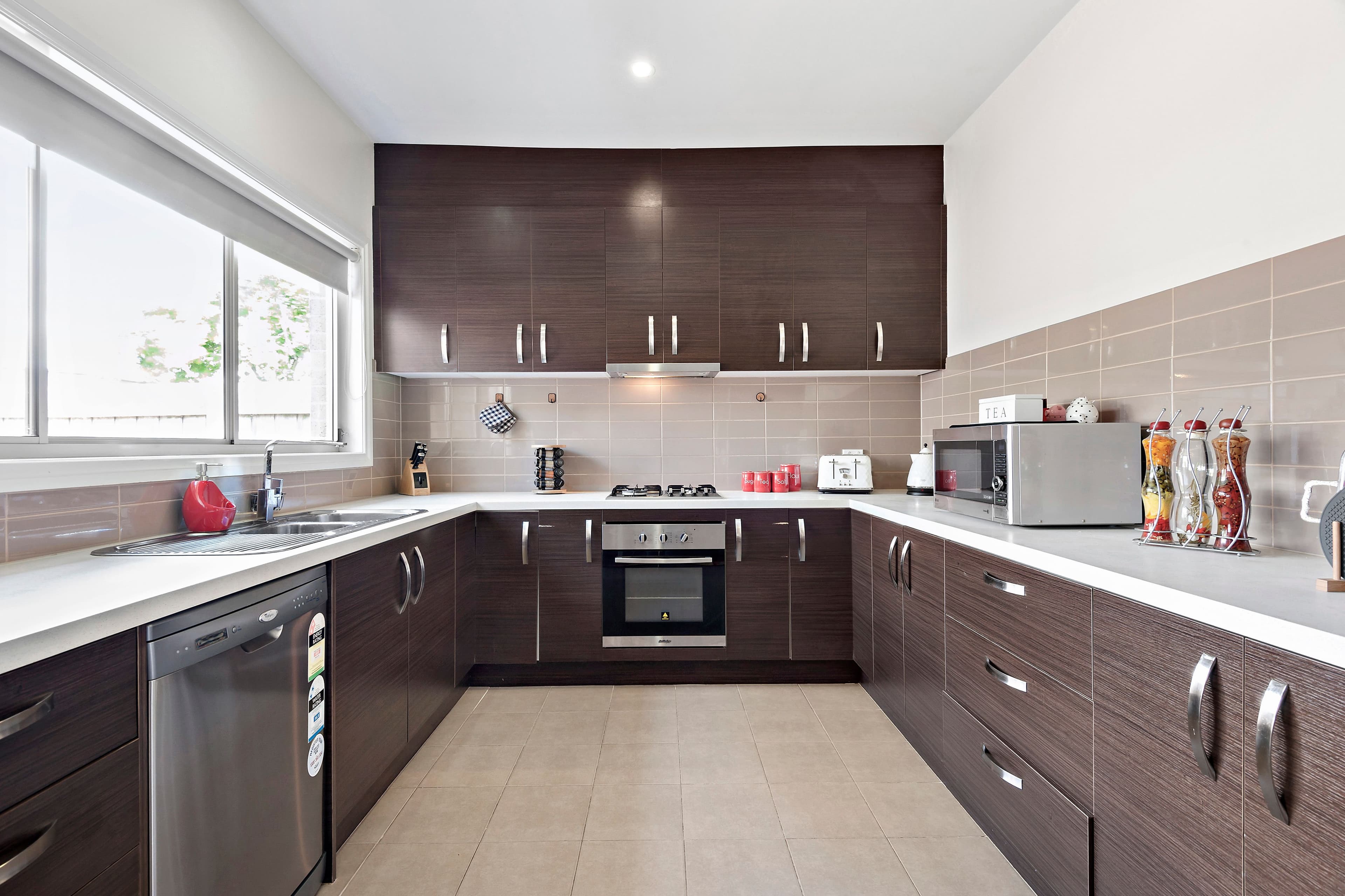 12 Hayden Road, Clayton South VIC 3169, Clayton South - Thumbnail 4