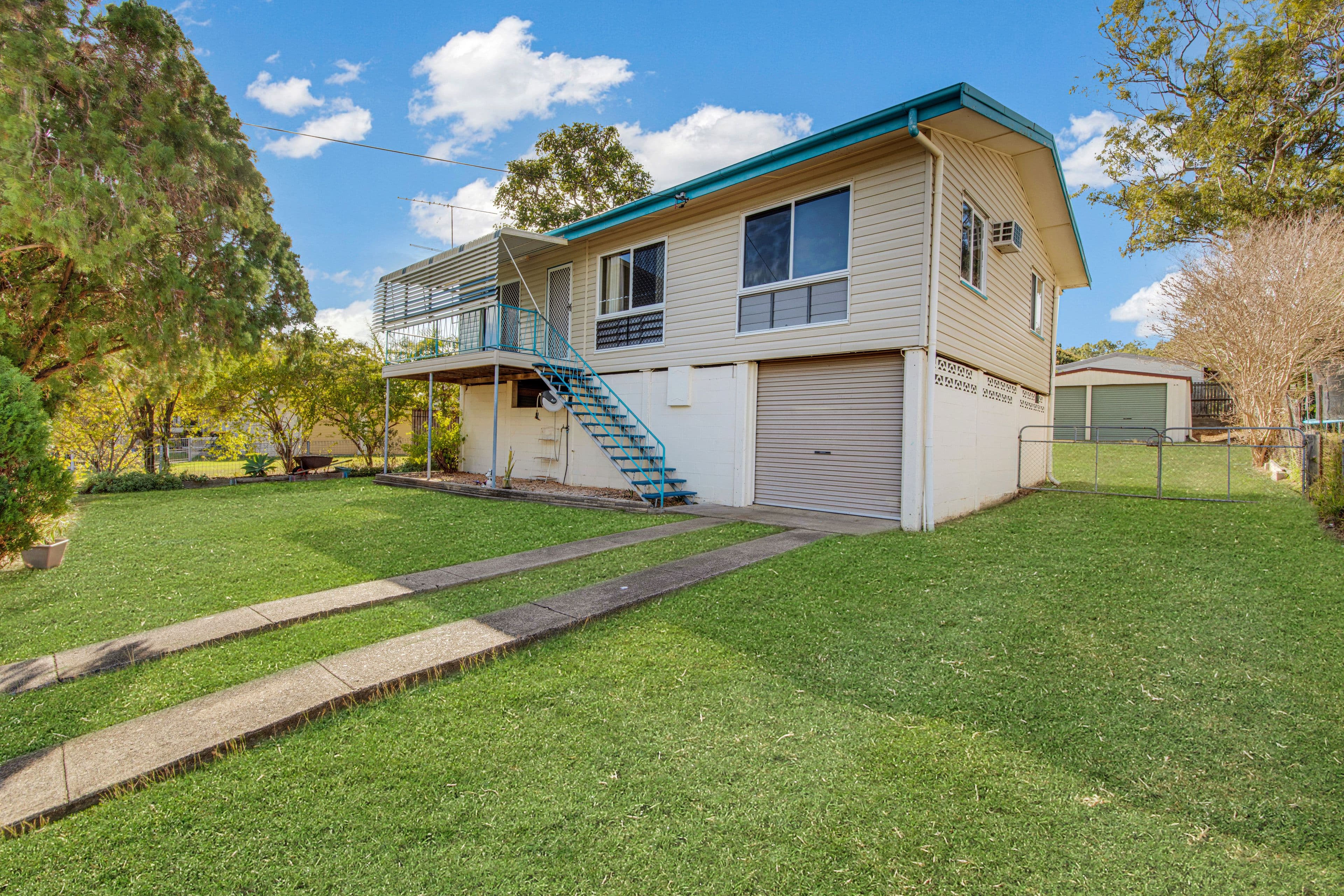 4 Morley Street, West Gladstone QLD 4680, West Gladstone - Thumbnail 2