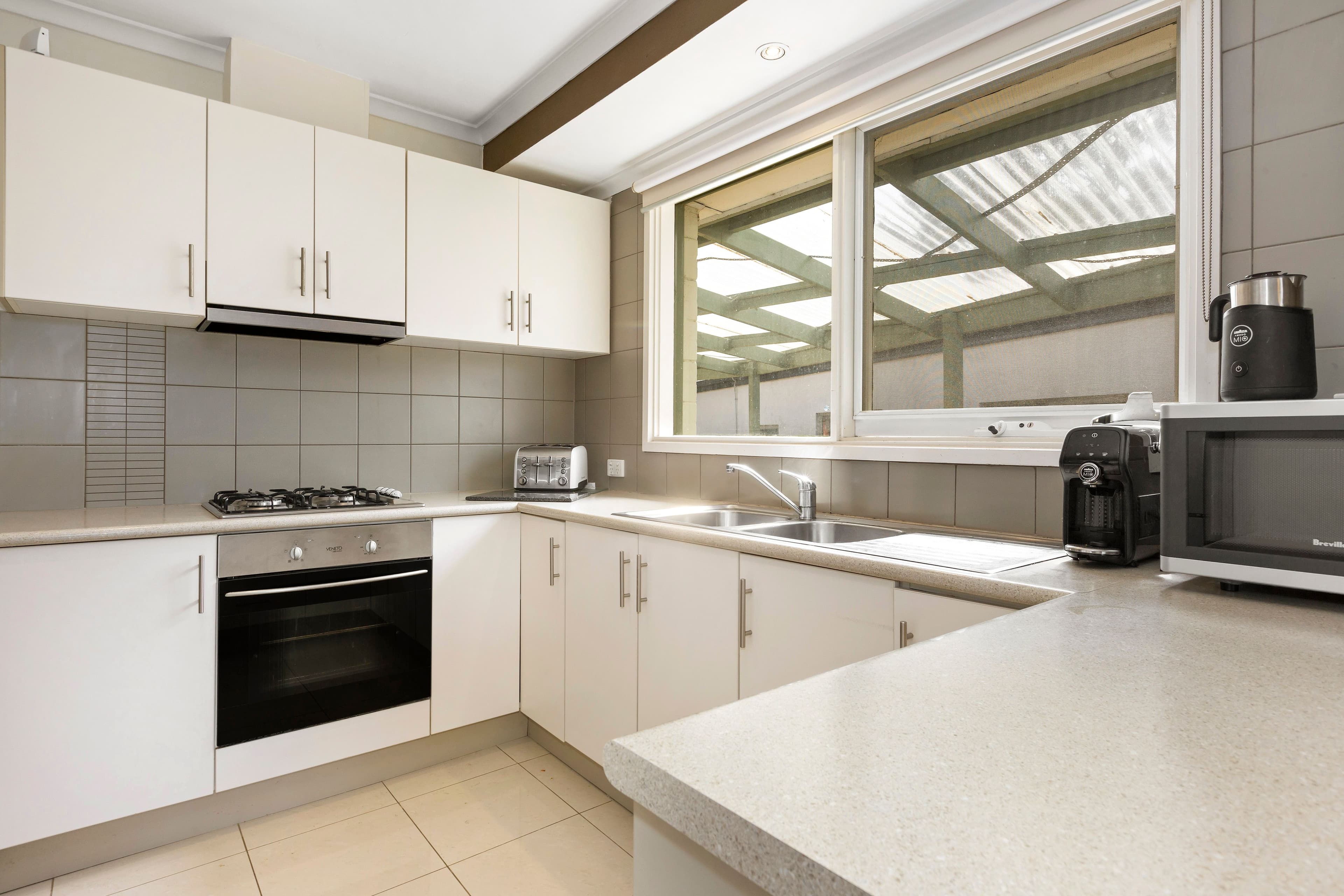 112 Lindrum Road, Frankston VIC 3199, Frankston - Thumbnail 3