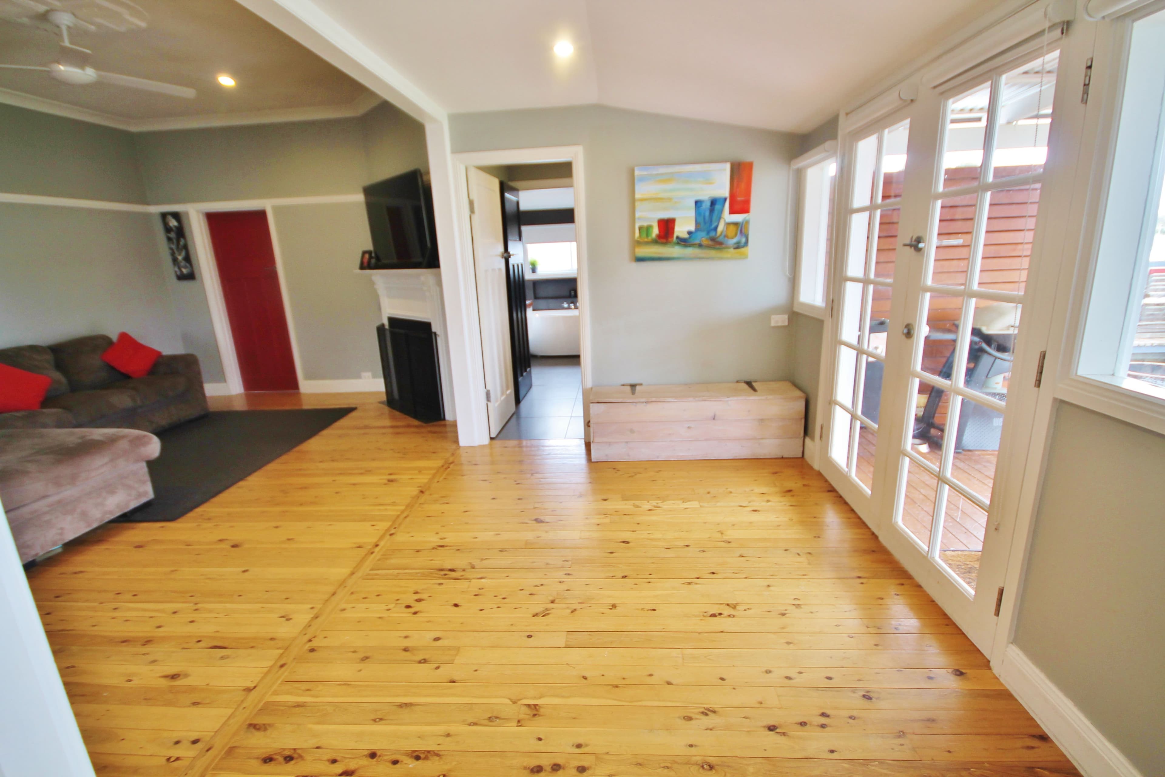 60 Murringo Street, Young - Thumbnail 8