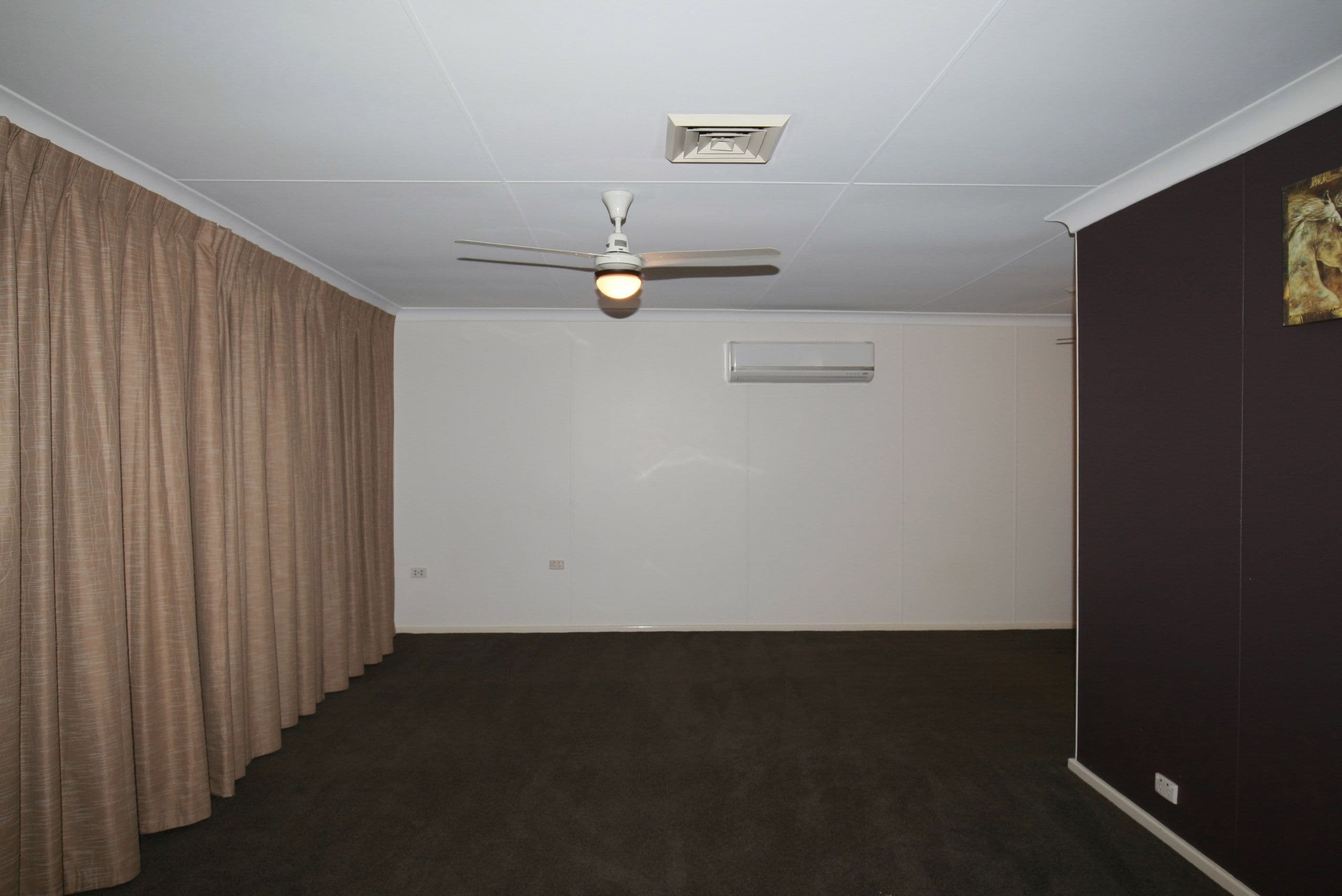 17 Yule Crescent, Dampier WA 6713, Dampier - Thumbnail 4