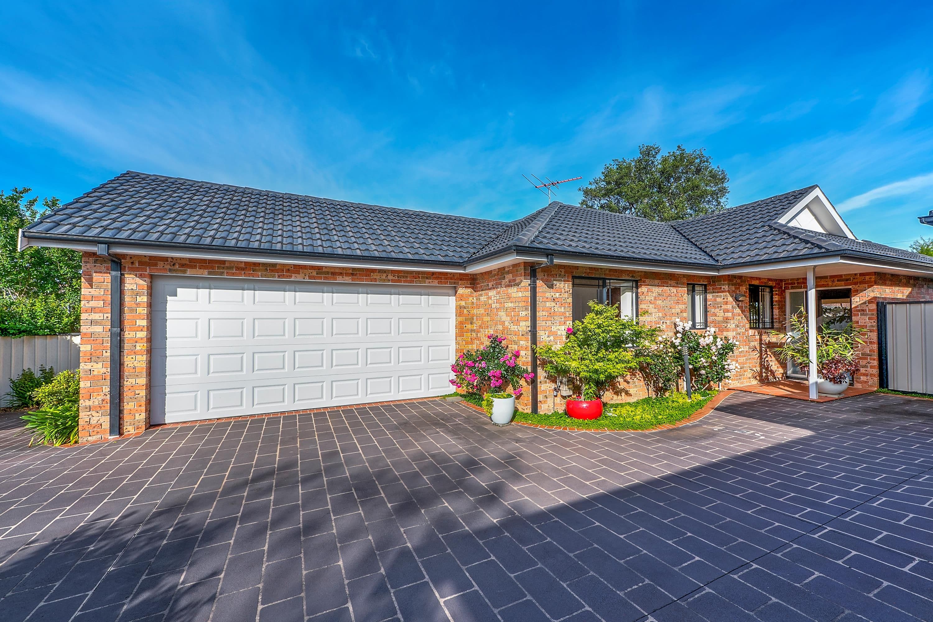 9 Wattle Street, Peakhurst NSW 2210, Peakhurst - Thumbnail 2