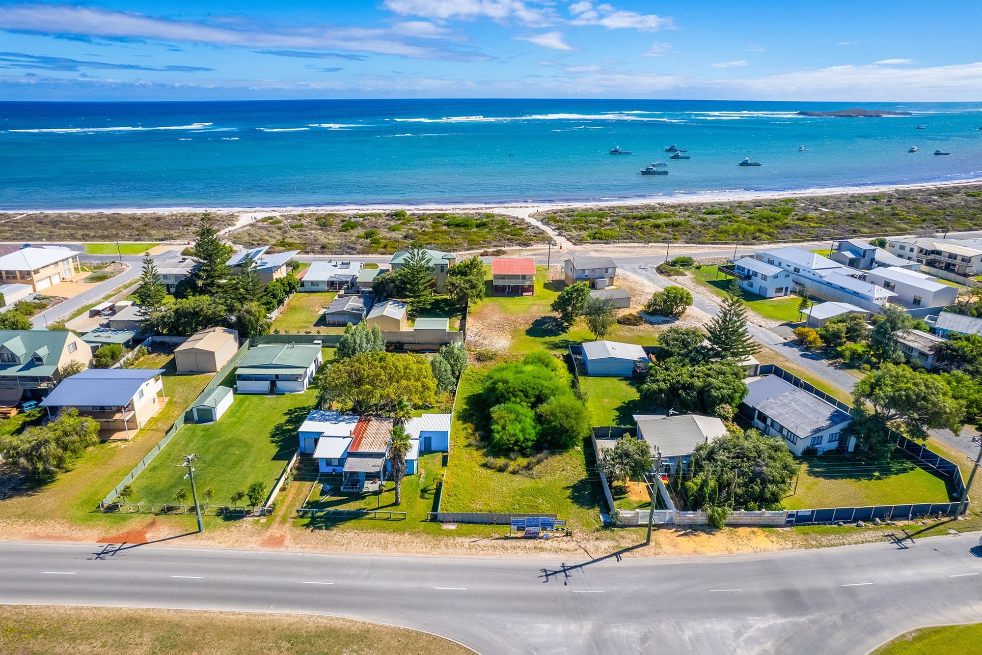 130 GINGIN Road, Lancelin WA 6044, Lancelin - Thumbnail 5
