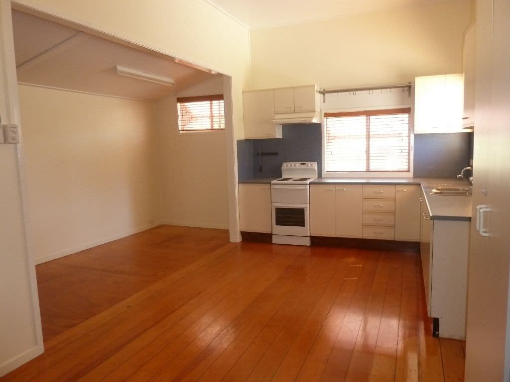 153 Cassowary Street, Longreach QLD 4730, Longreach - Thumbnail 7