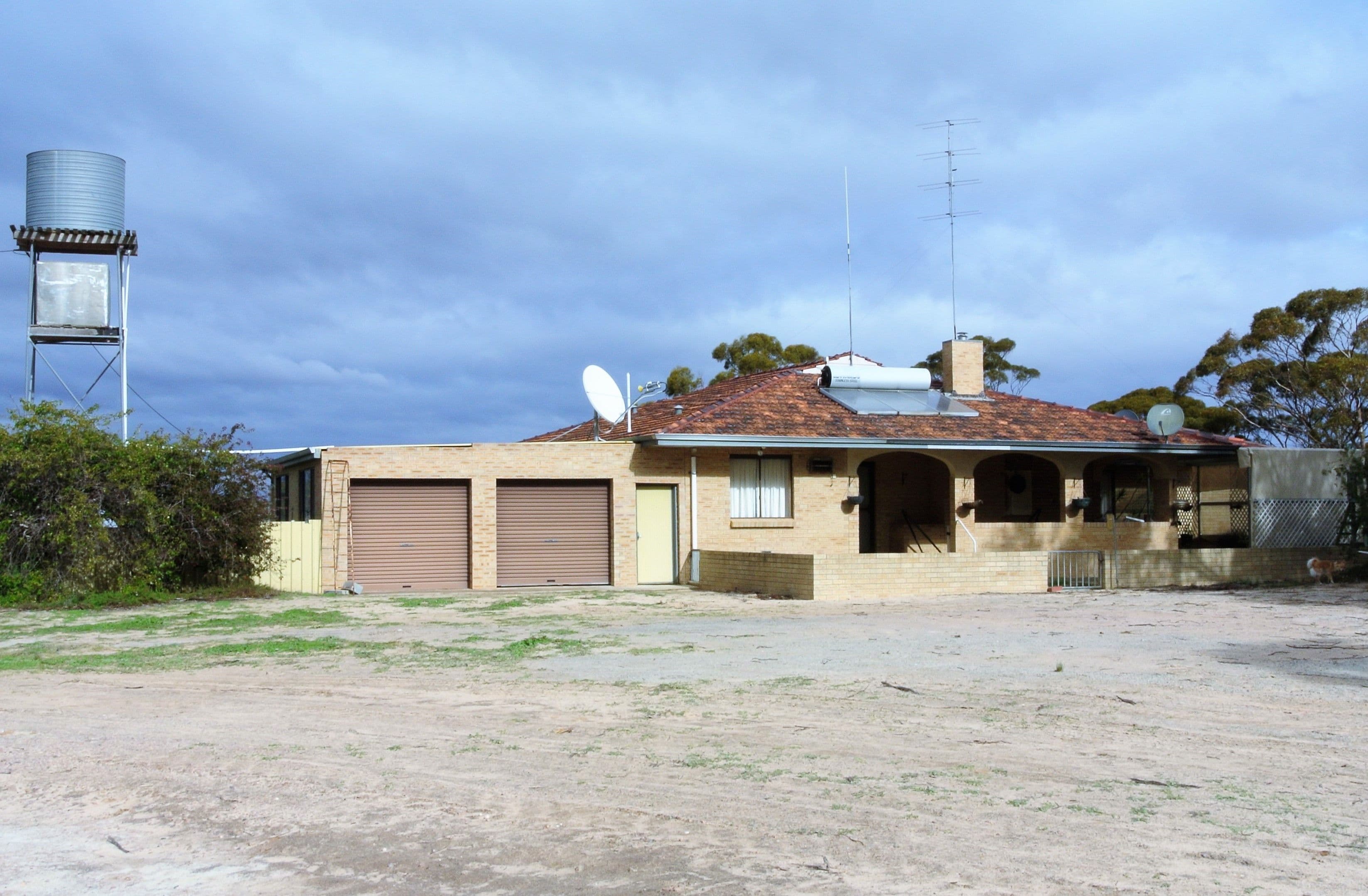 Salmon Gums WA 6445, Salmon Gums - Image 1