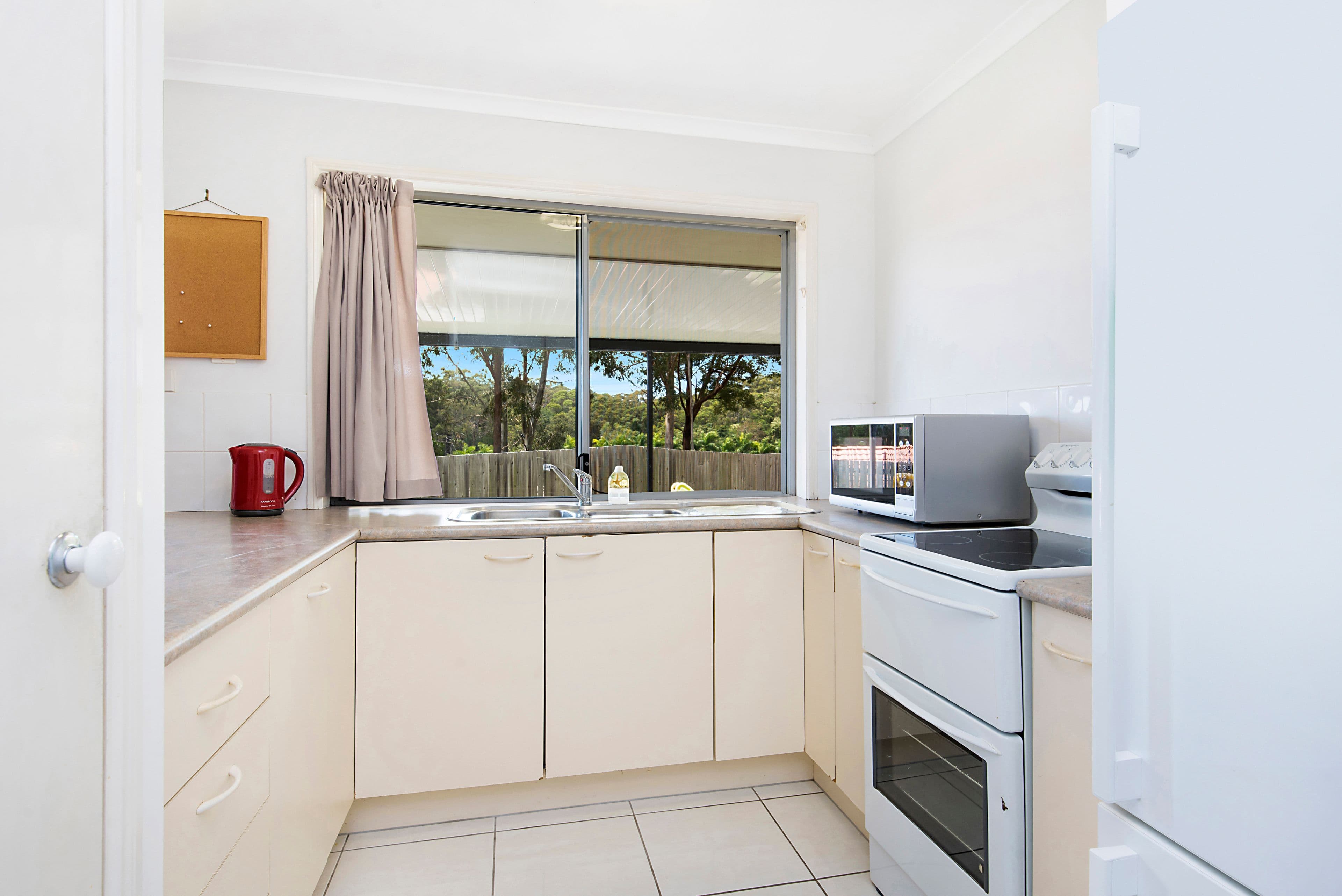 15 Pinanga Place, Little Mountain QLD 4551, Little Mountain - Thumbnail 3