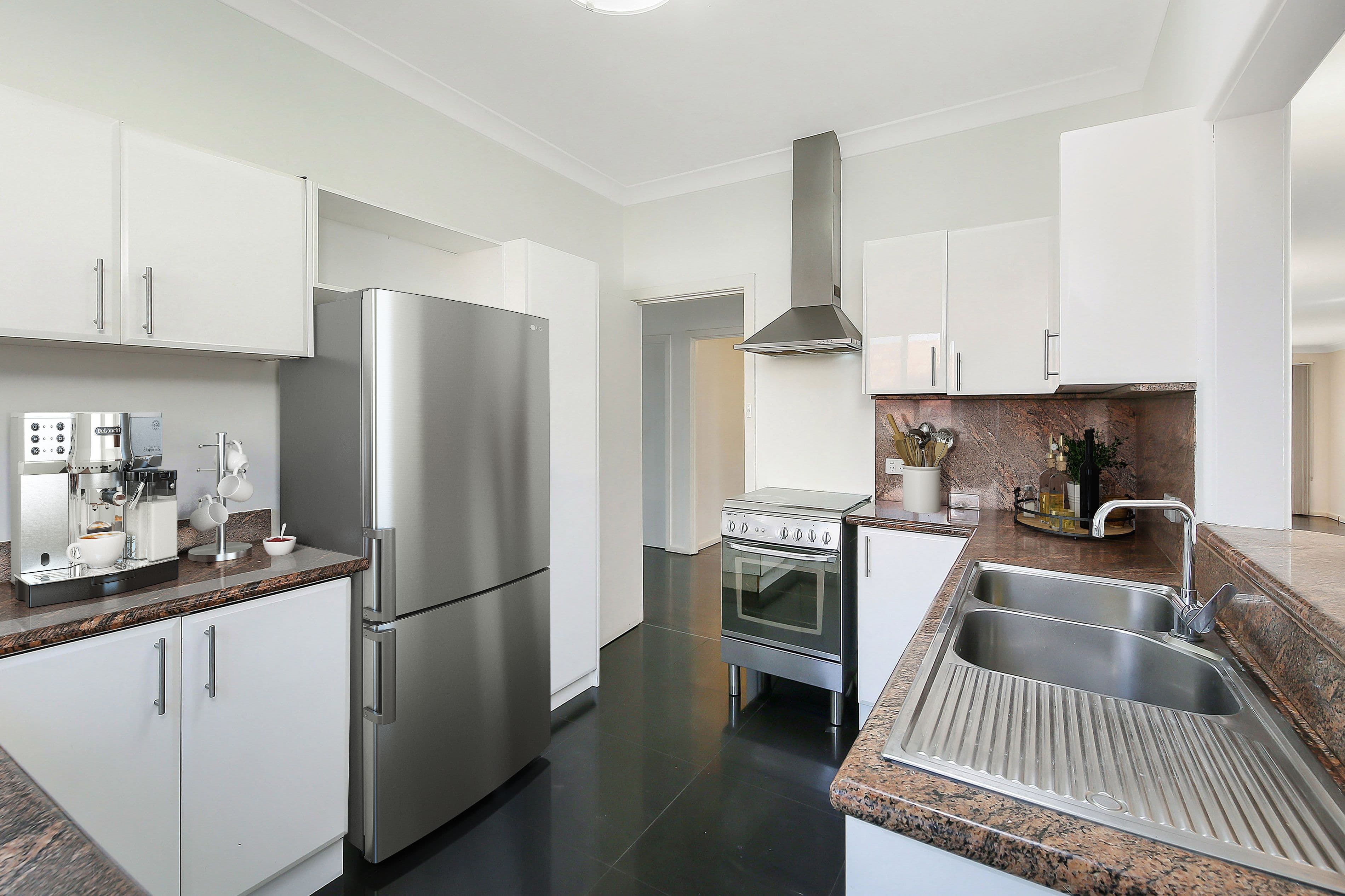 14 Patrick Street, Punchbowl - Thumbnail 4