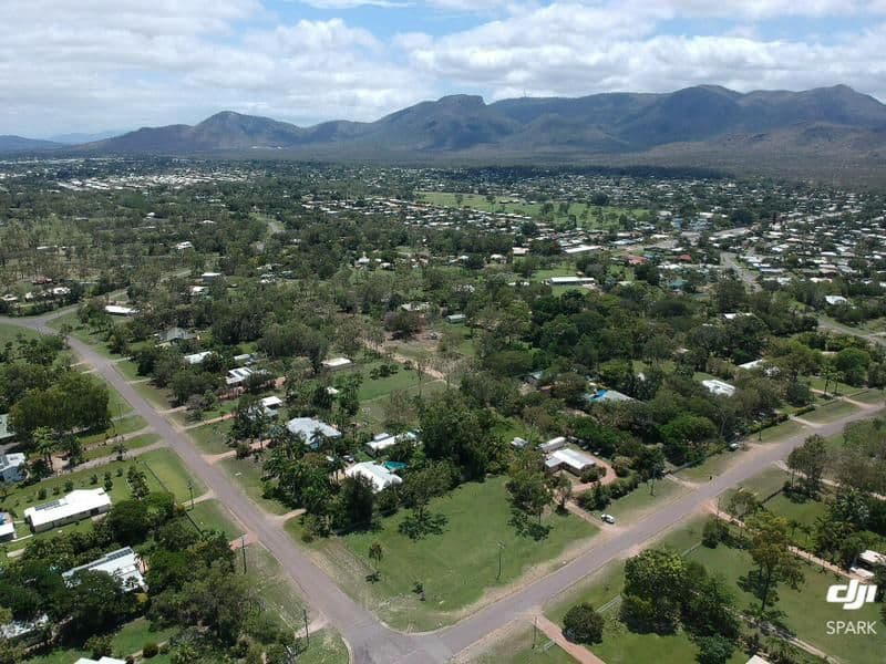 26 Oldenburg Place, Kelso QLD 4815, Kelso - Thumbnail 5