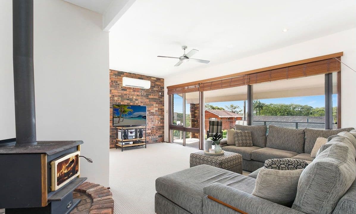 10 Cranbrook Place, Illawong NSW 2234, Illawong - Thumbnail 5