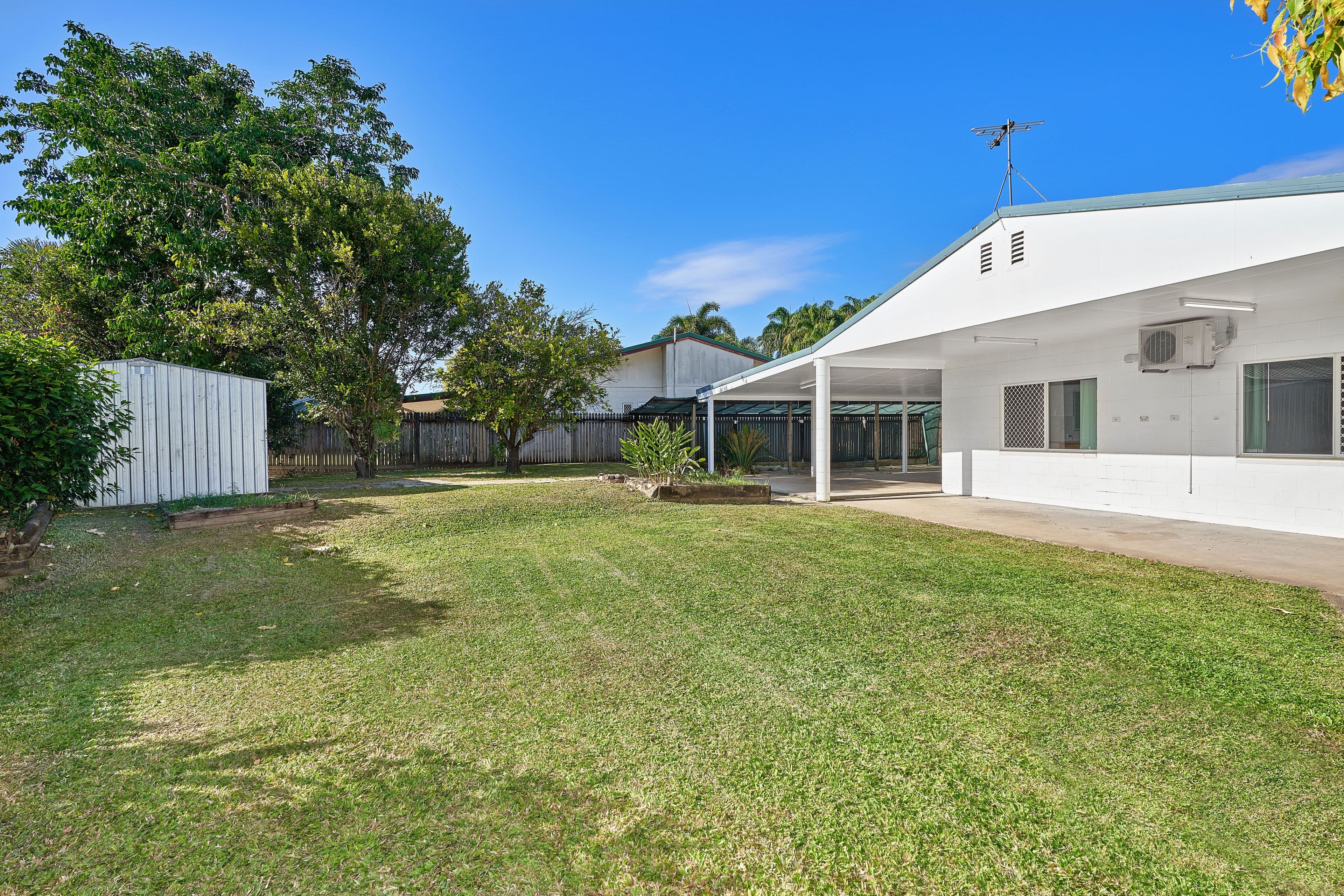 8 Somerset Close, Bentley Park QLD 4869, Bentley Park - Thumbnail 2