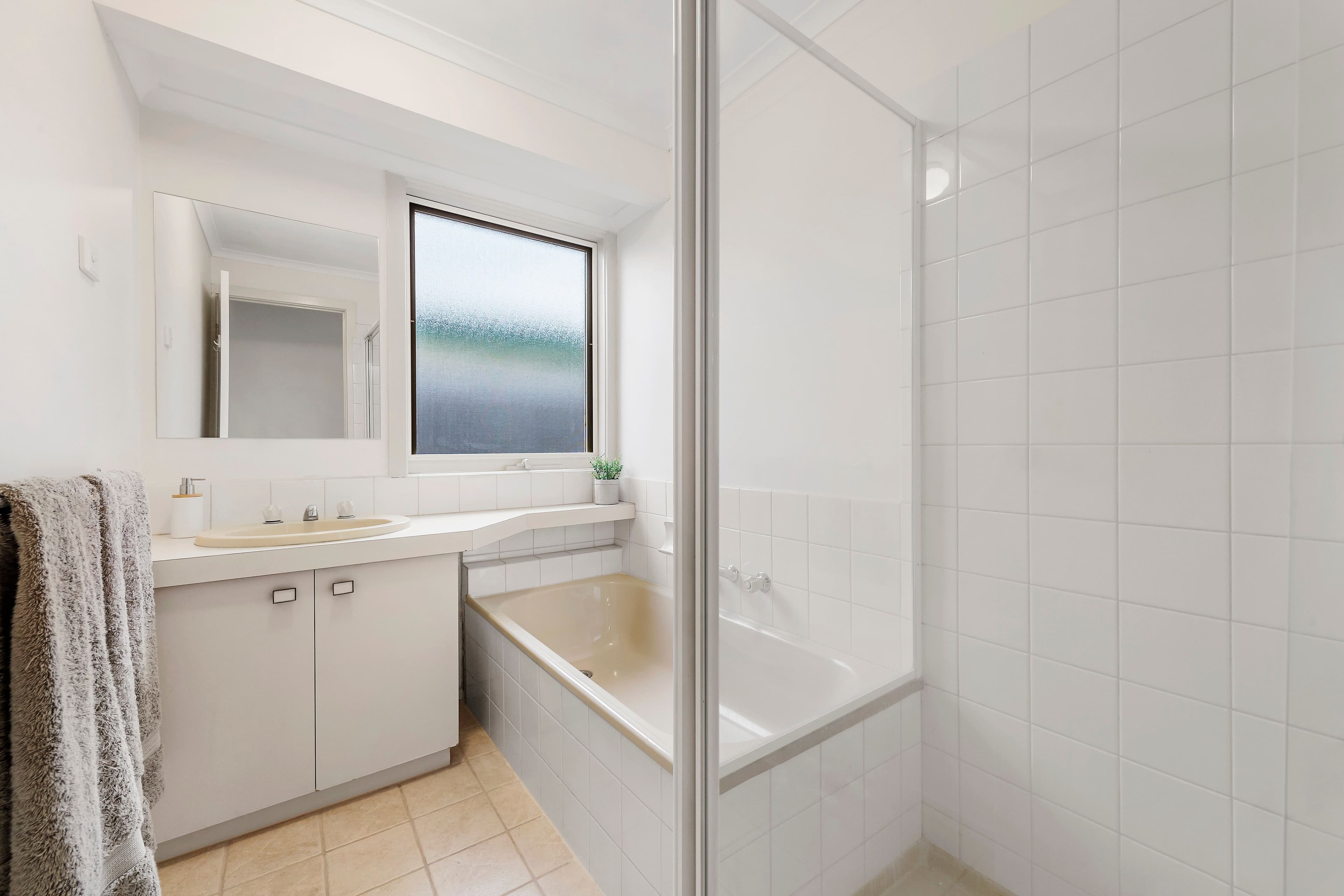 13 Murray Close, Frankston VIC 3199, Frankston - Thumbnail 8