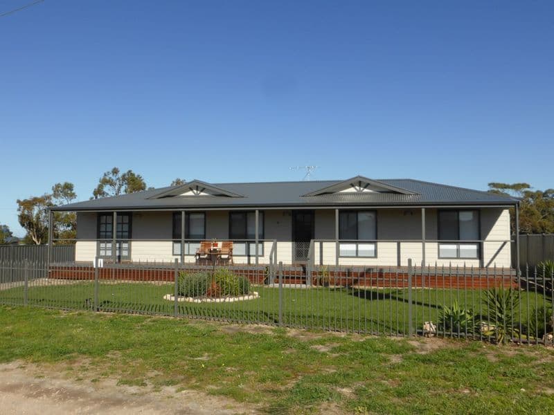 8 Dease Street, Coobowie SA 5583, Coobowie - Image 1