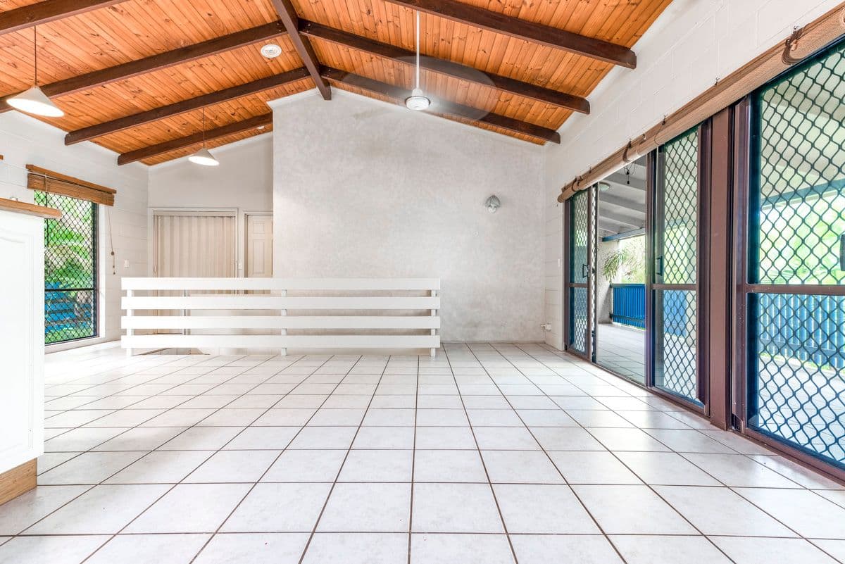 2/4 Gotham Street, Leanyer NT 0812, Leanyer - Image 1