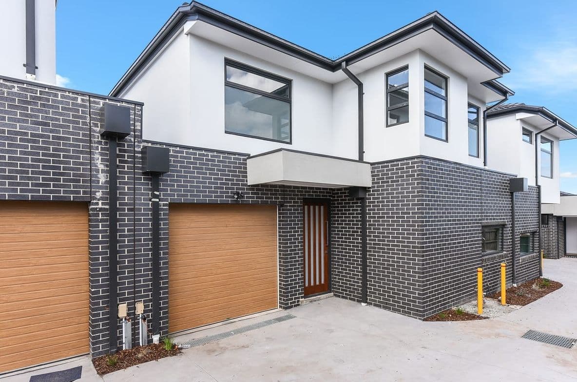 10 Whiteside Street, Springvale VIC 3171, Springvale - Image 1