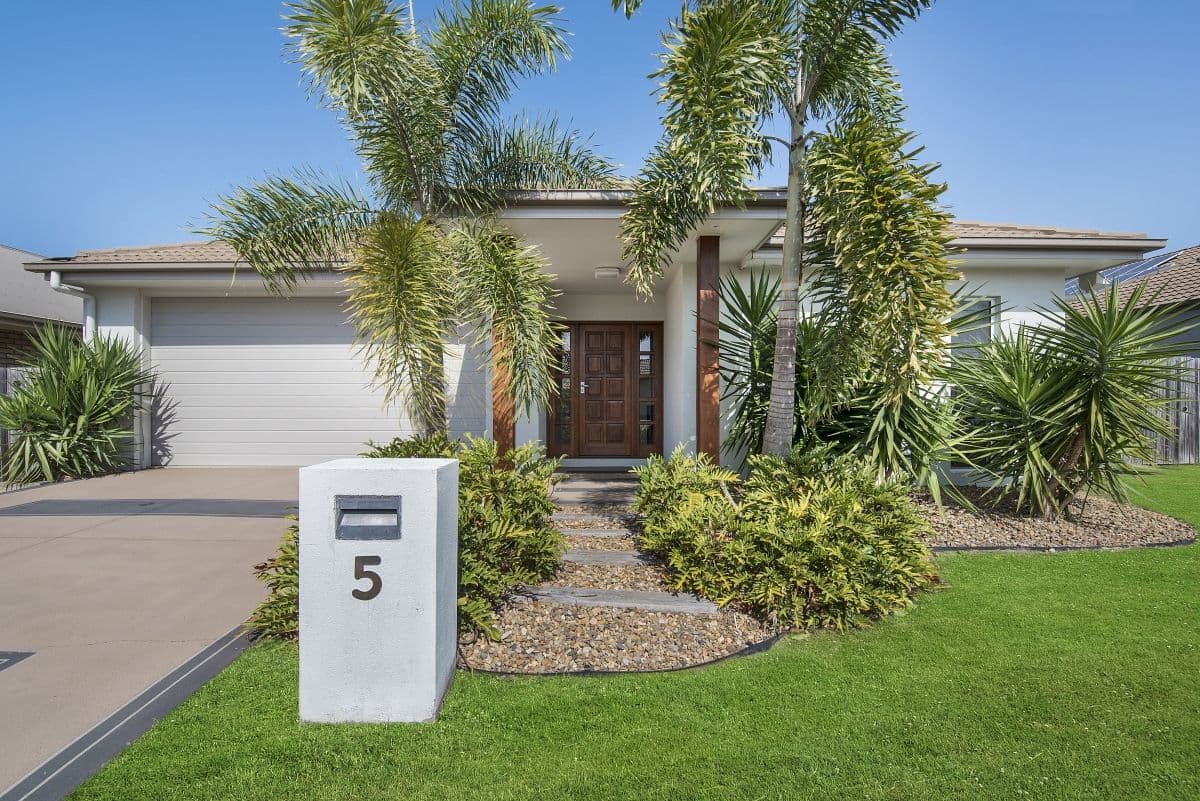 5 Dusky Street, North Lakes QLD 4509, North Lakes - Thumbnail 2
