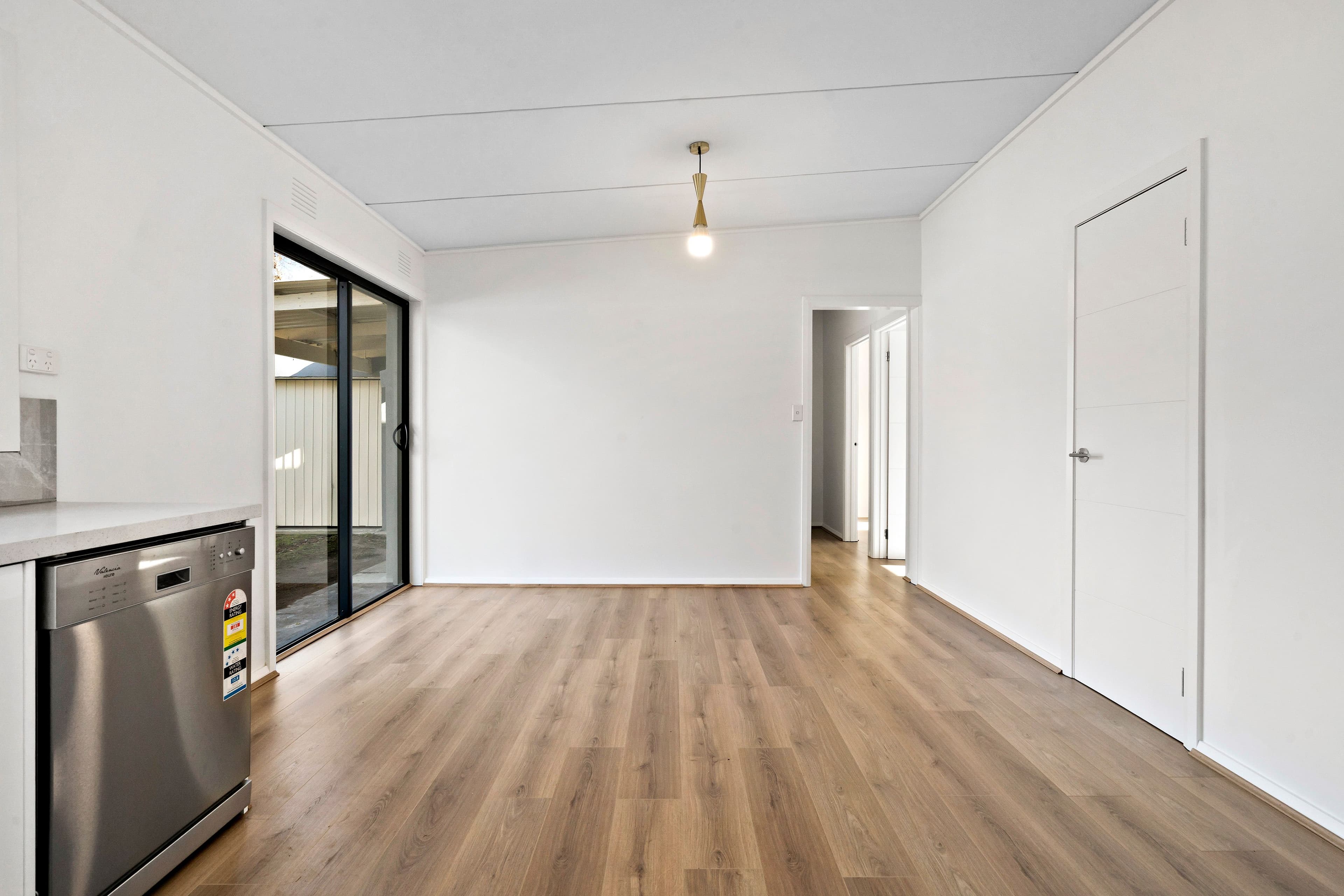 52 Belar Avenue, Frankston VIC 3199, Frankston - Thumbnail 3