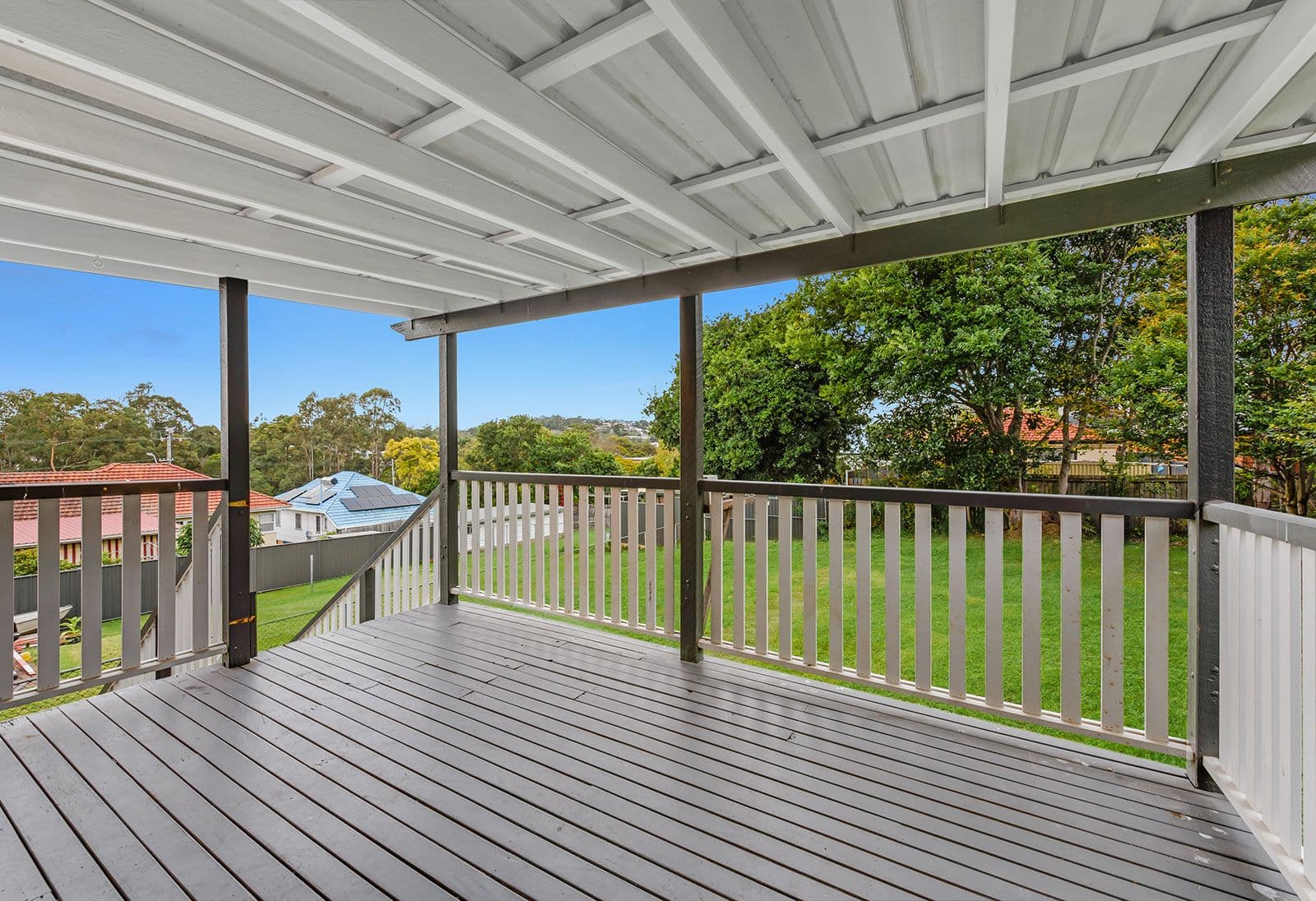 12 Brodie Street, Holland Park West QLD 4121, Holland Park West - Thumbnail 2