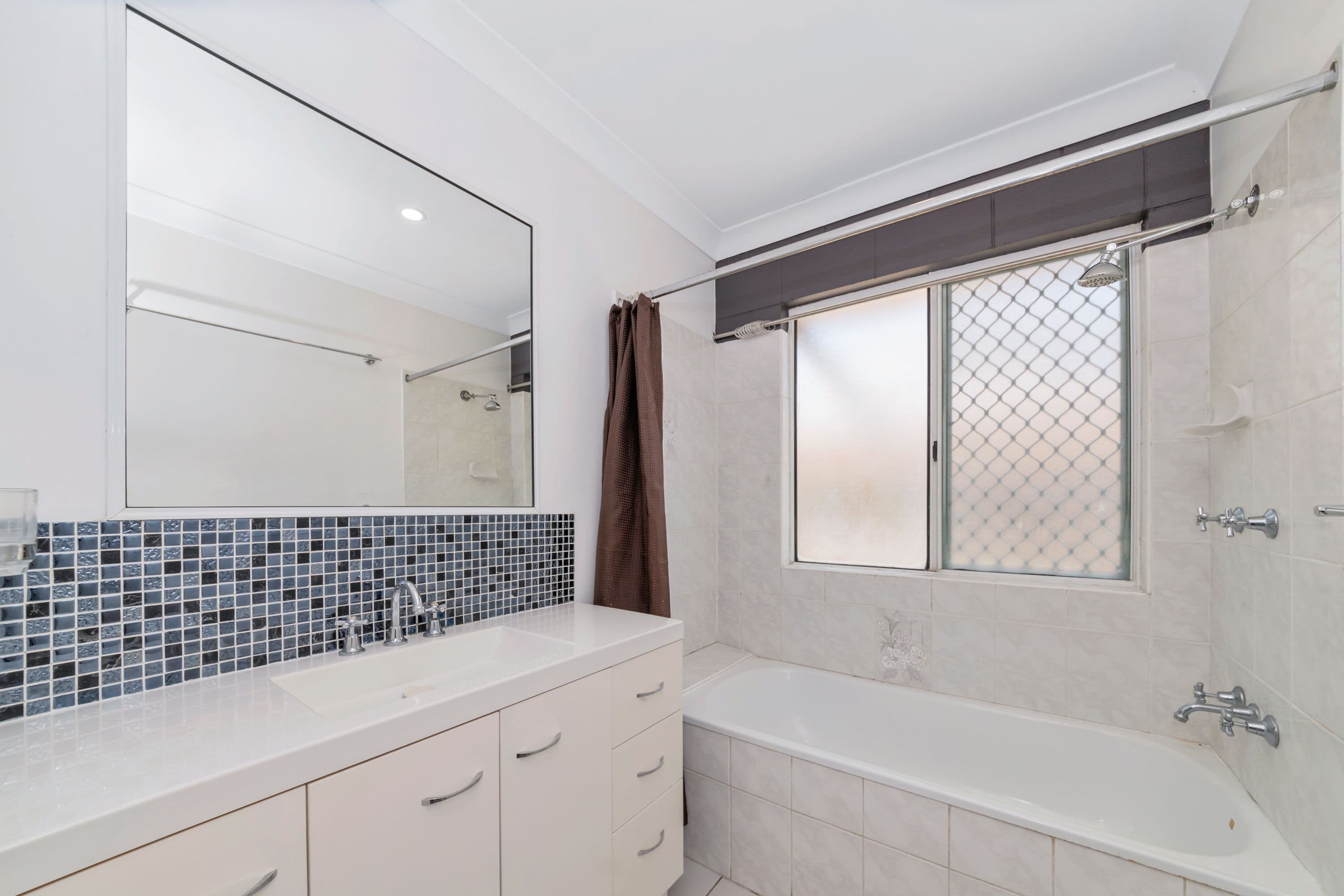 9 Tartan Place, Rasmussen QLD 4815, Rasmussen - Thumbnail 6