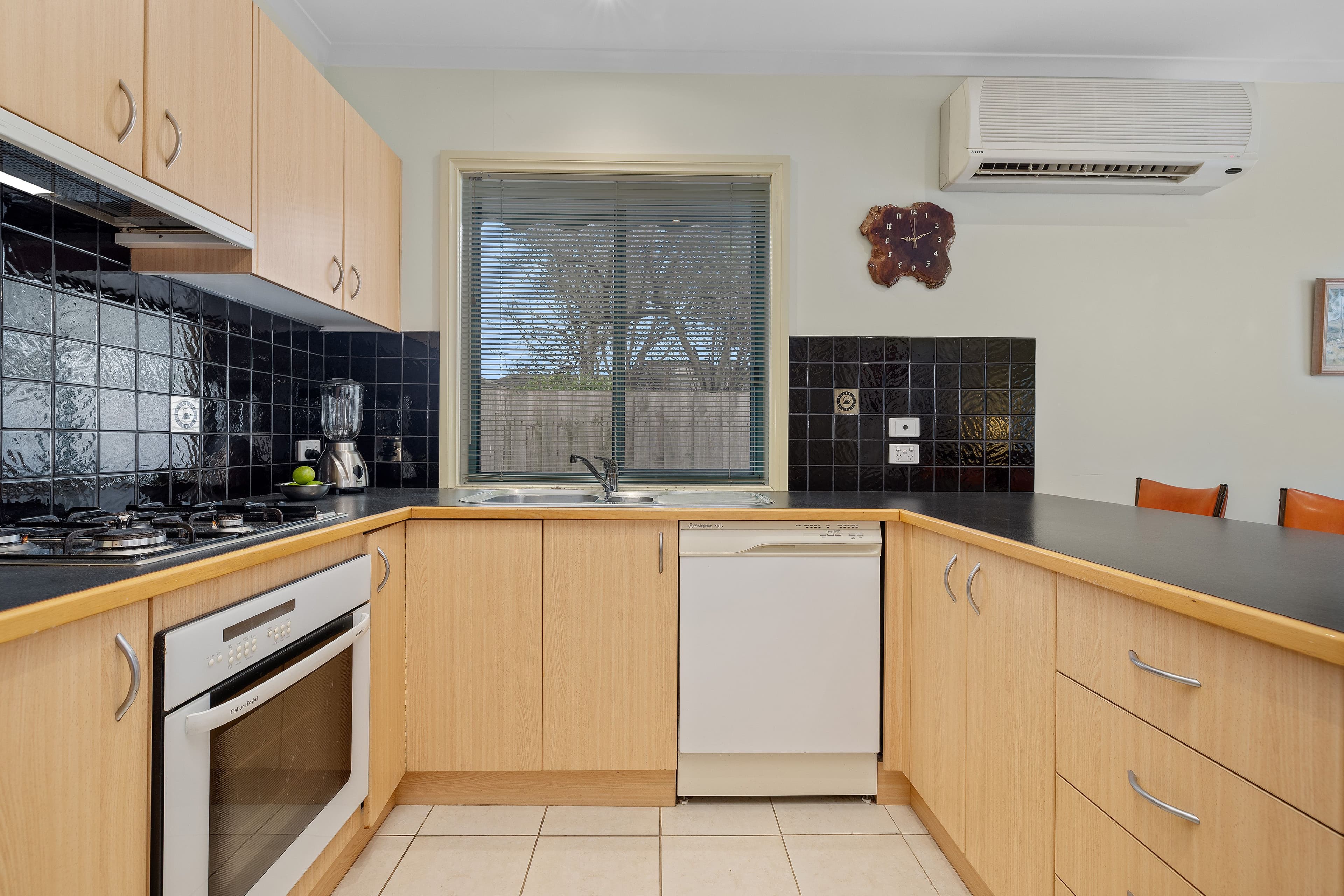 11 Westley Street, Carrum VIC 3197, Carrum - Thumbnail 4