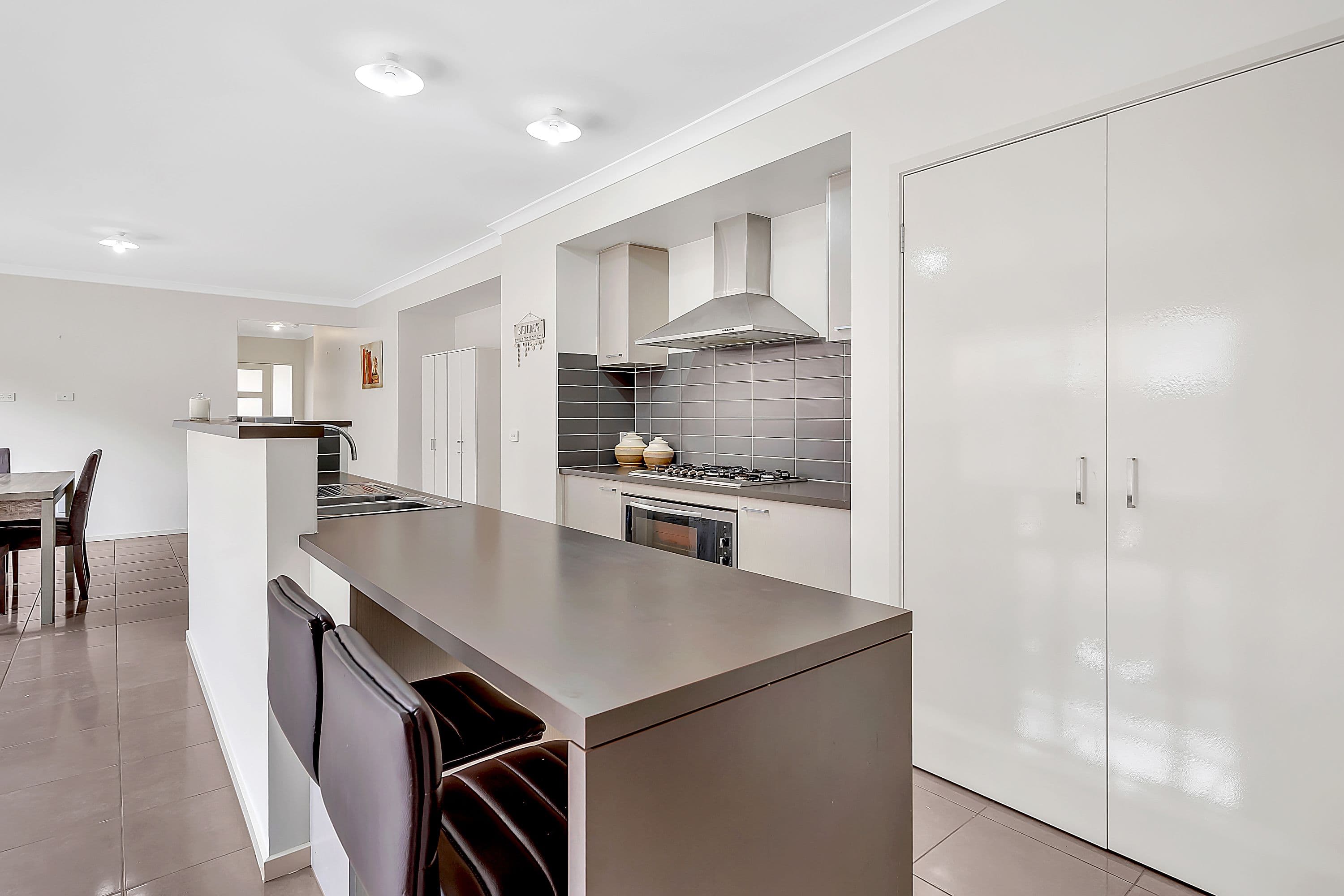 34 Taylan Street, Craigieburn VIC 3064, Craigieburn - Thumbnail 6