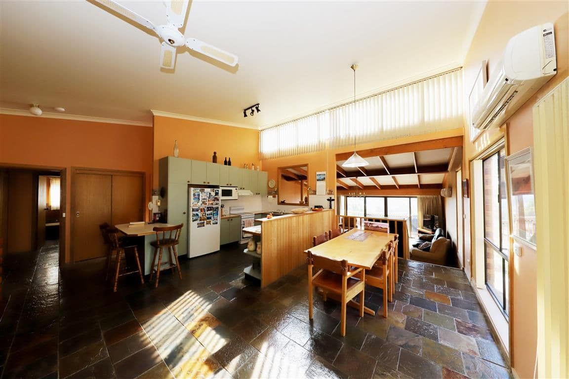 11 Wilkinson Place, Tumut - Thumbnail 6