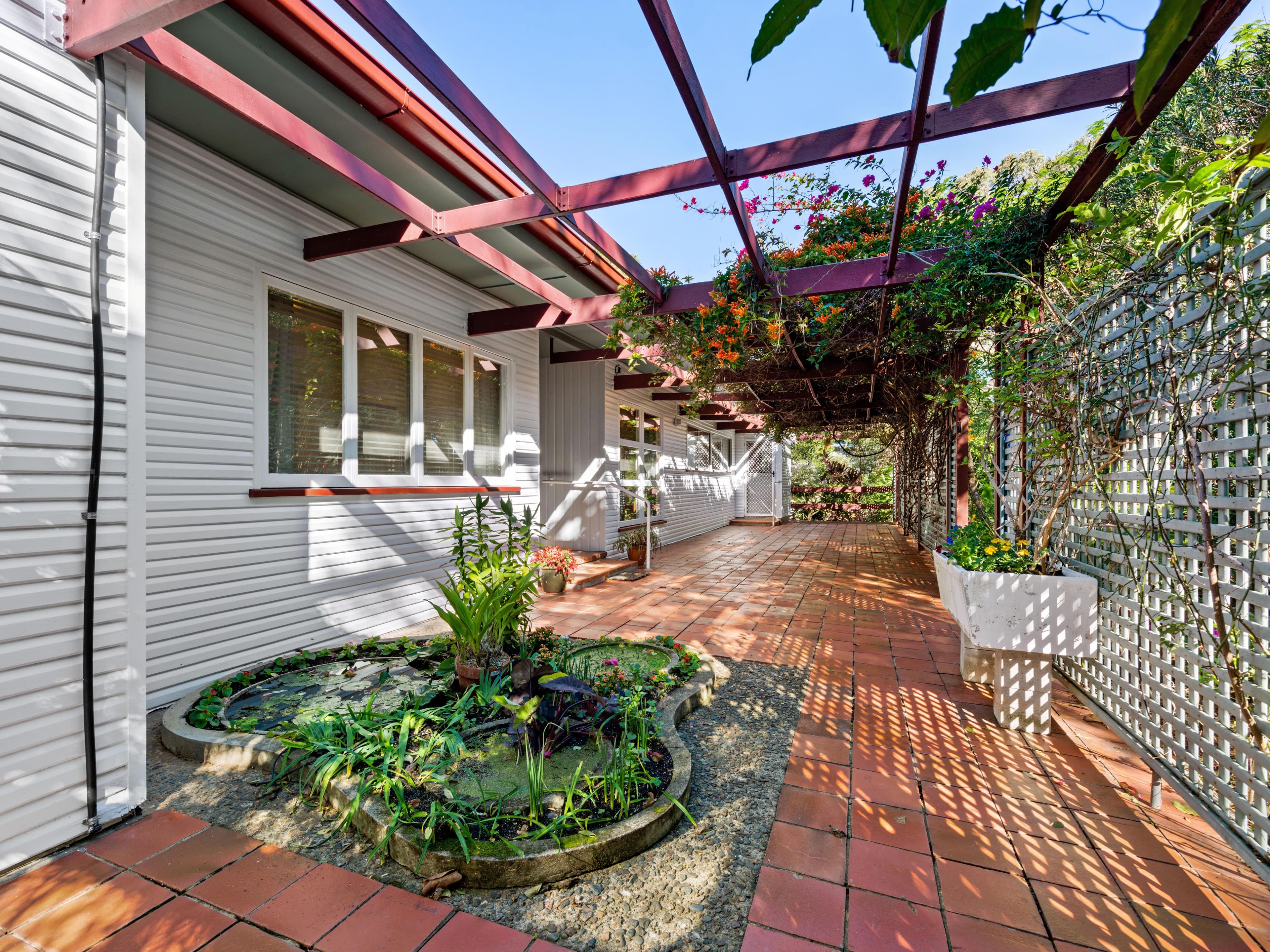 21 Deerhurst Road, Brookfield QLD 4069, Brookfield - Thumbnail 6