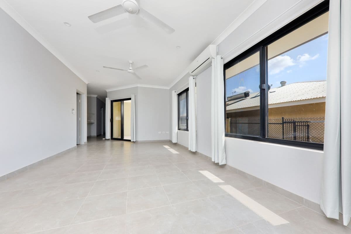 45 Myrtlewood Crescent, Zuccoli NT 0832, Zuccoli - Thumbnail 4