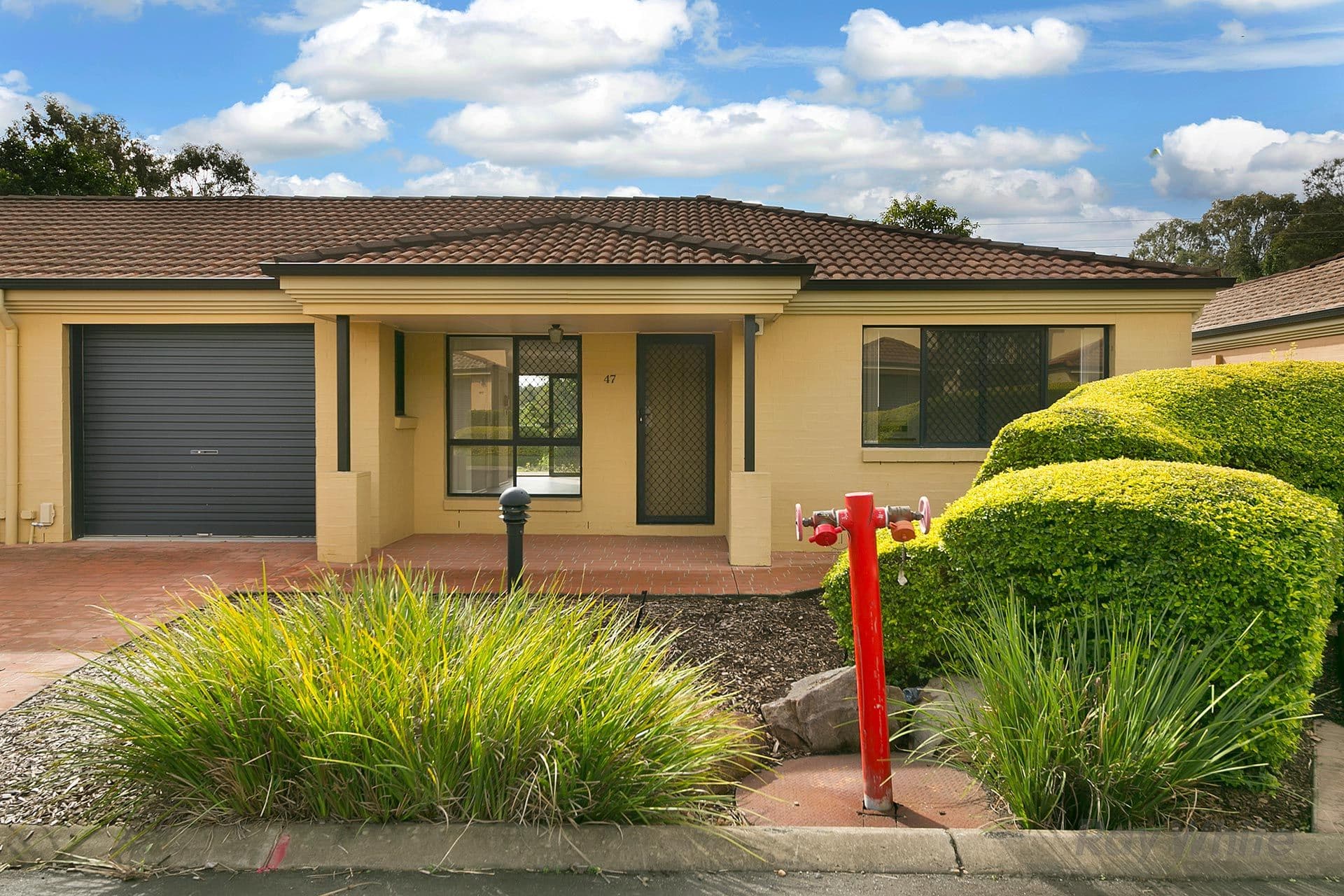 8 Diamond Place, Runcorn QLD 4113, Runcorn - Image 1