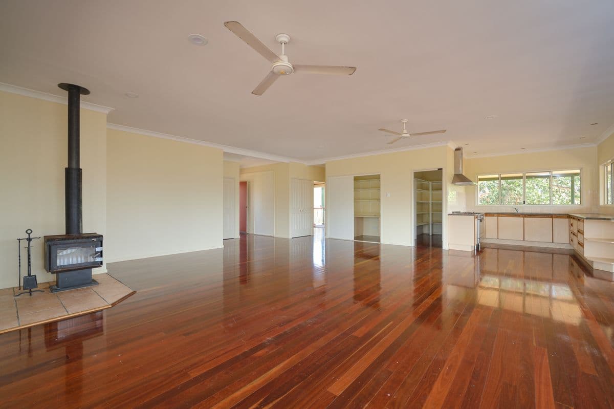 5 Pams Court, Beecher QLD 4680, Beecher - Thumbnail 2