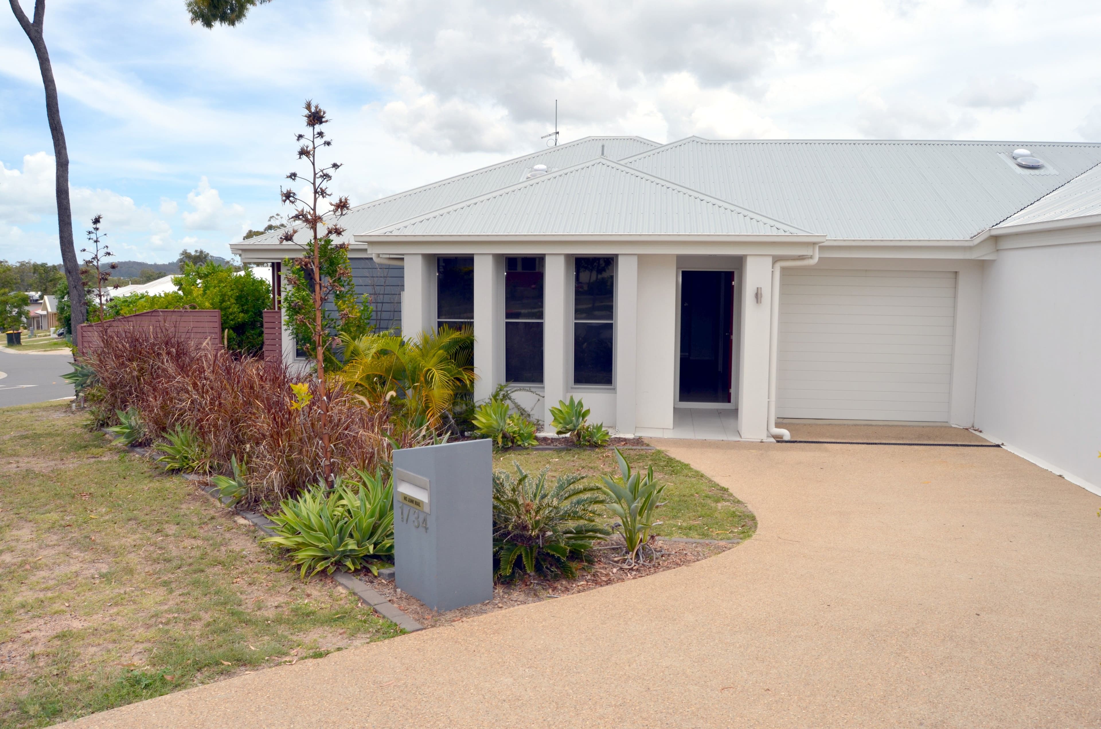 34 Valhalla Street, Clinton QLD 4680, Clinton - Image 1