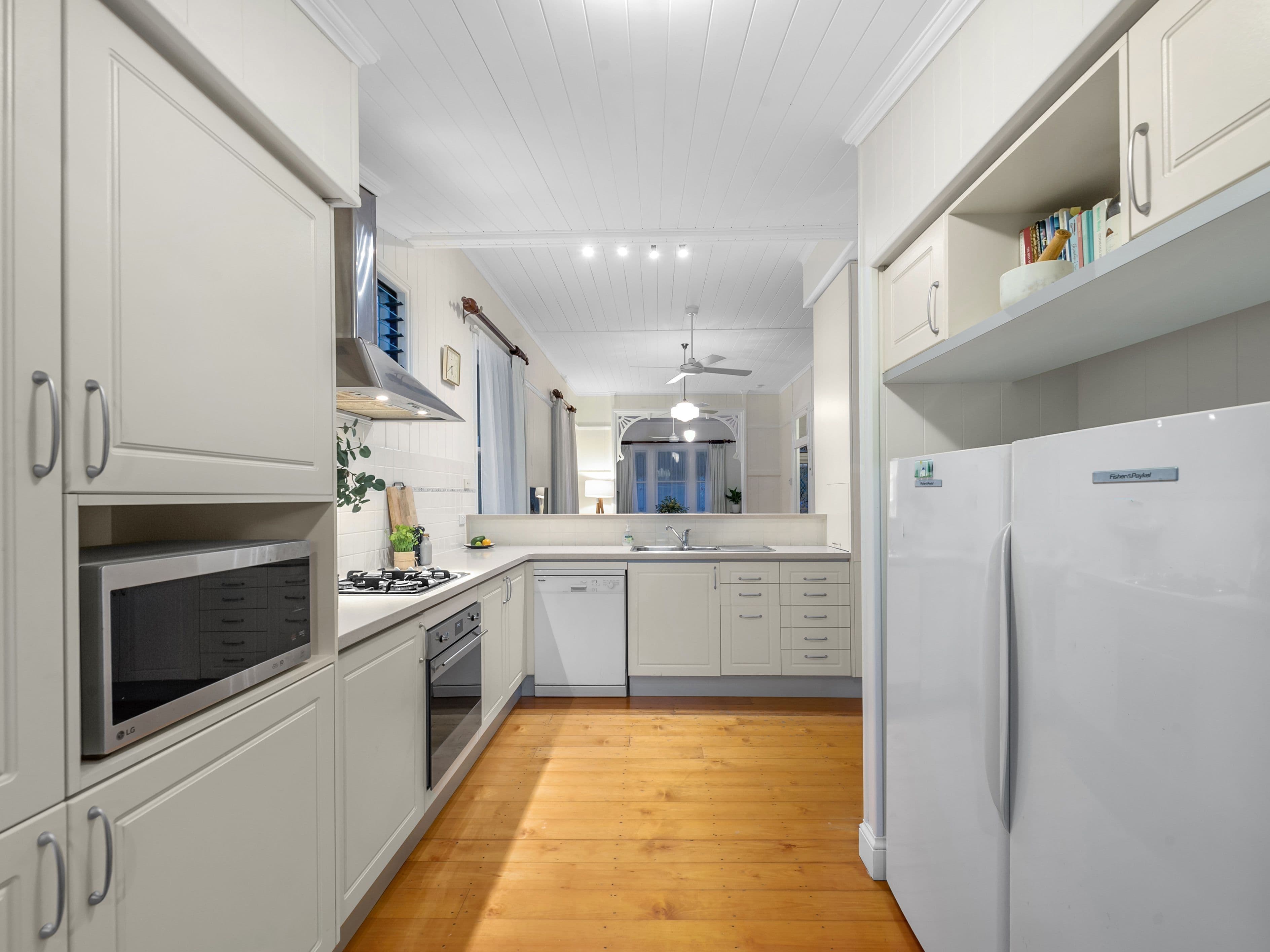 24 Oakwal Terrace, Windsor QLD 4030, Windsor - Thumbnail 4