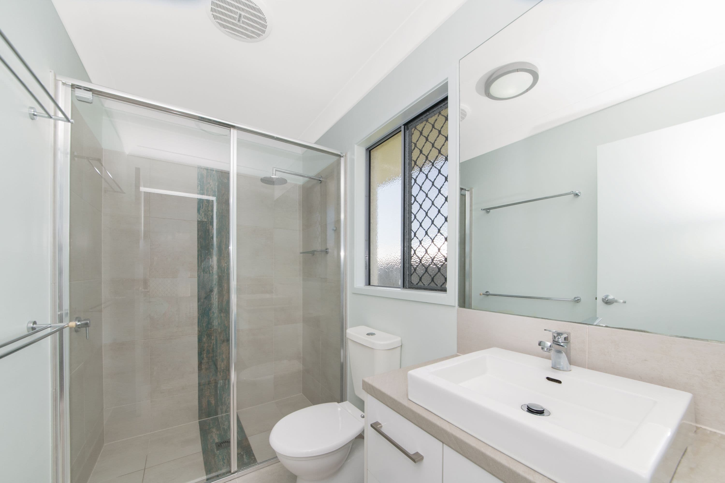 24 Heather Avenue, Rasmussen QLD 4815, Rasmussen - Thumbnail 7