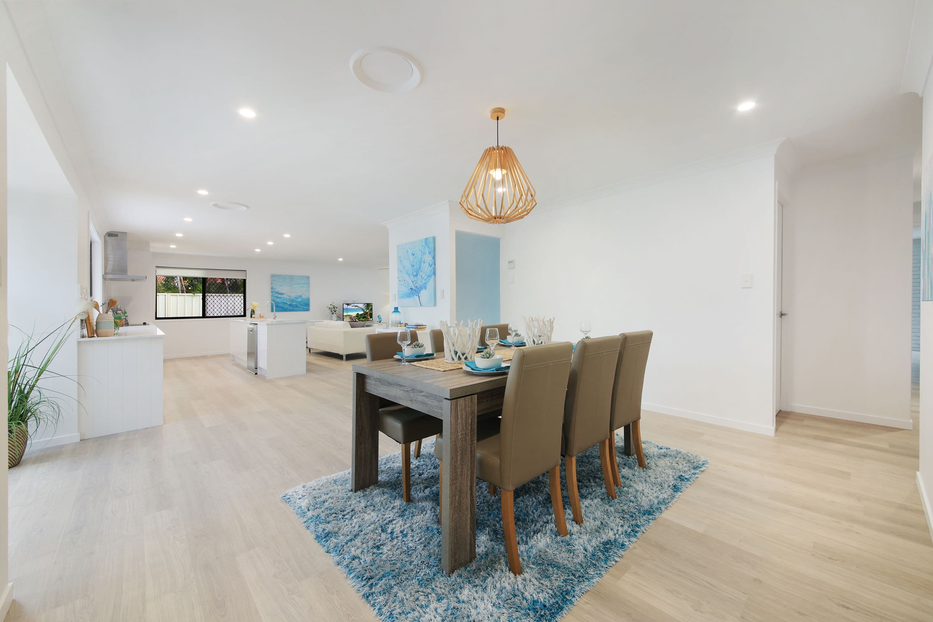 76 Barrier Reef Drive, Mermaid Waters QLD 4218, Mermaid Waters - Thumbnail 4