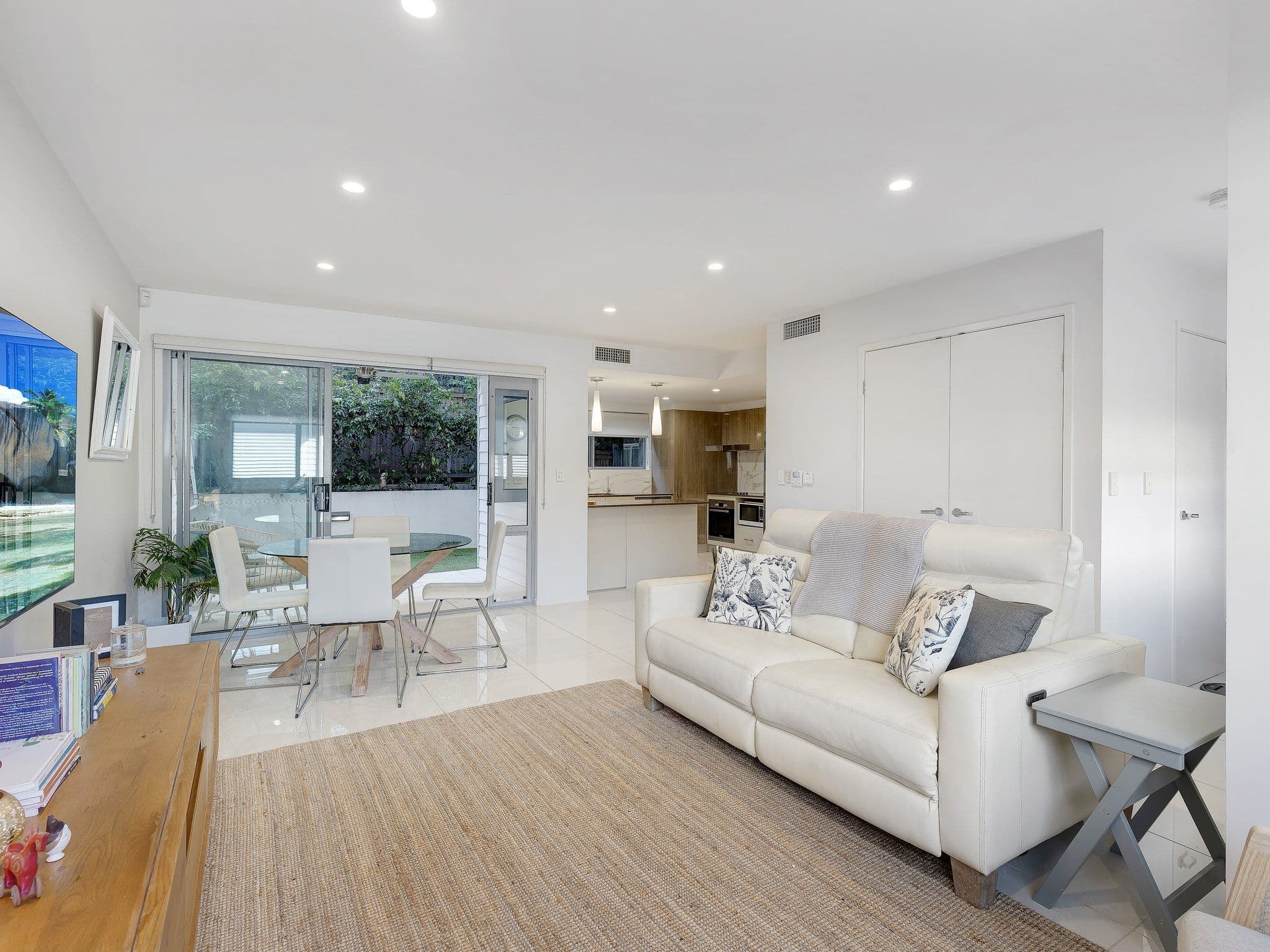 18 Bendena Terrace, Carina Heights QLD 4152, Carina Heights - Thumbnail 2