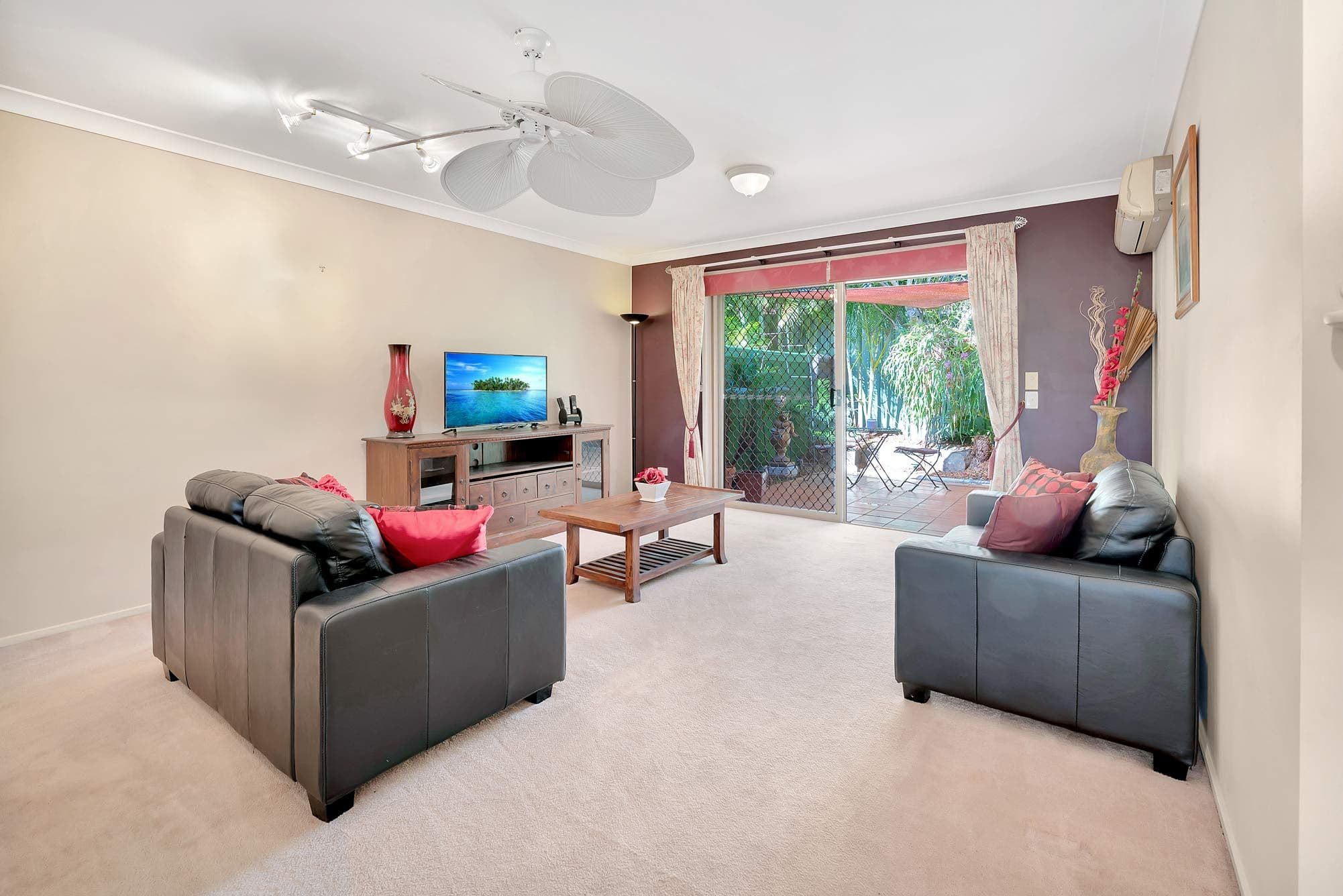 284 Oxley Drive, Coombabah QLD 4216, Coombabah - Thumbnail 5