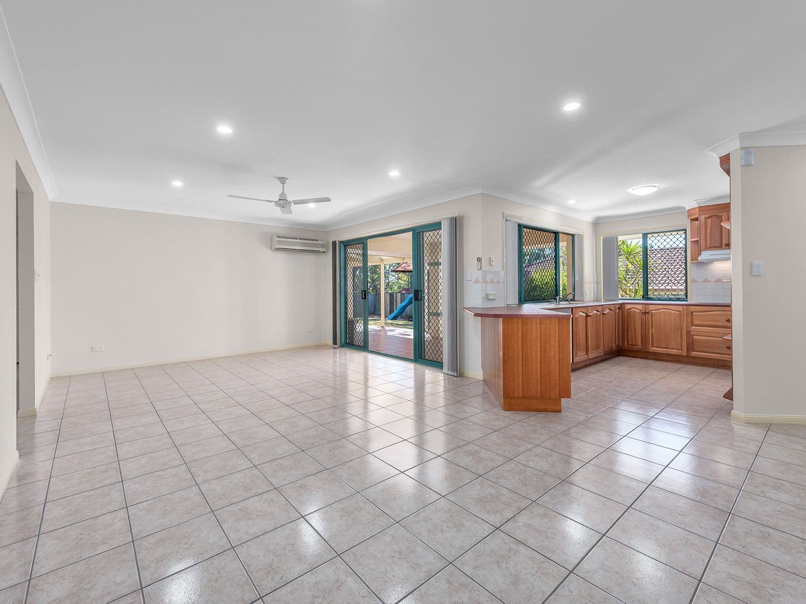 16 Karma Place, Albany Creek QLD 4035, Albany Creek - Thumbnail 5