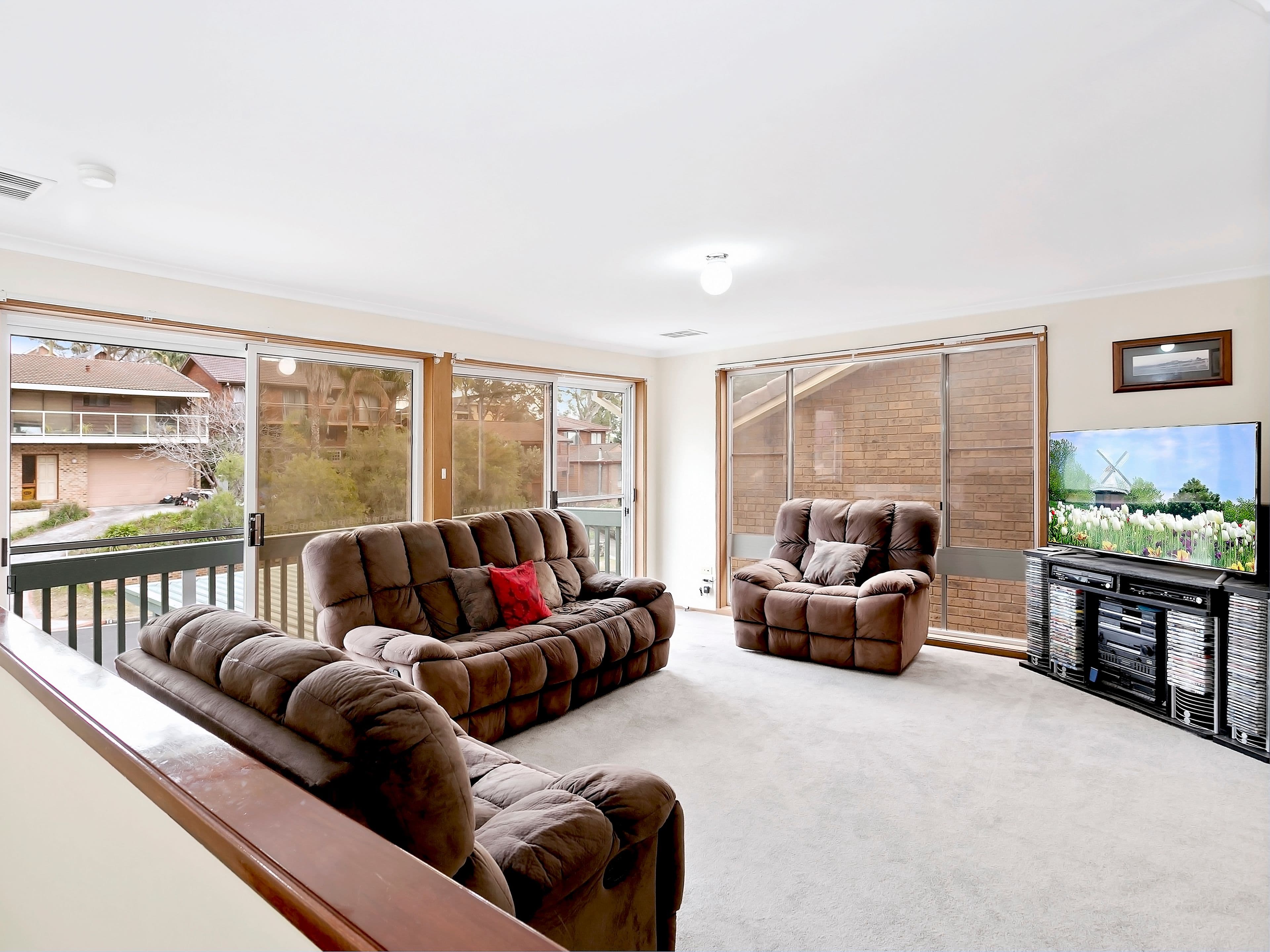 15 Shannon Drive, Helensburgh - Thumbnail 2