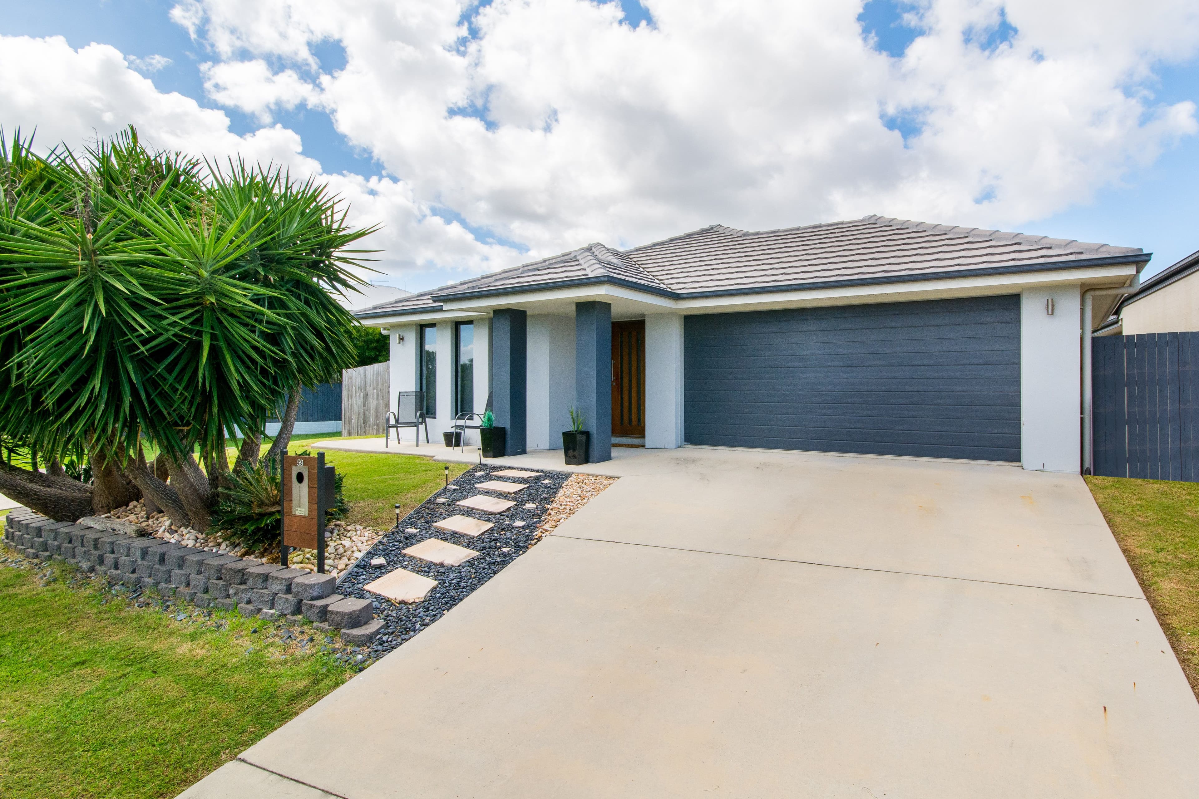 27 Central Avenue, Croydon South - Thumbnail 2